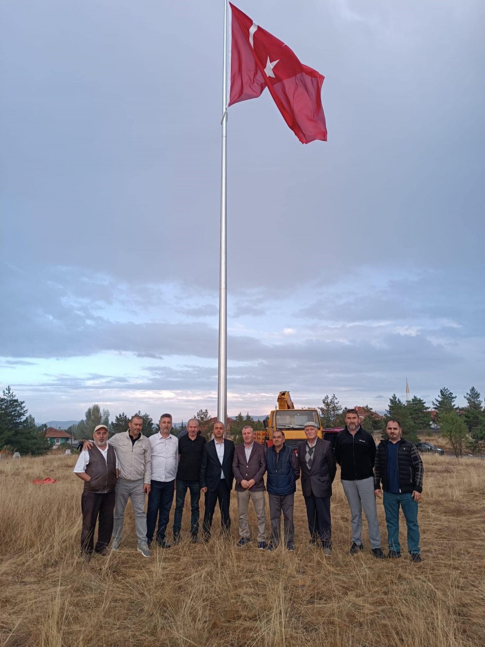 Çankırı’da dev Türk bayrağı göndere çekildi
