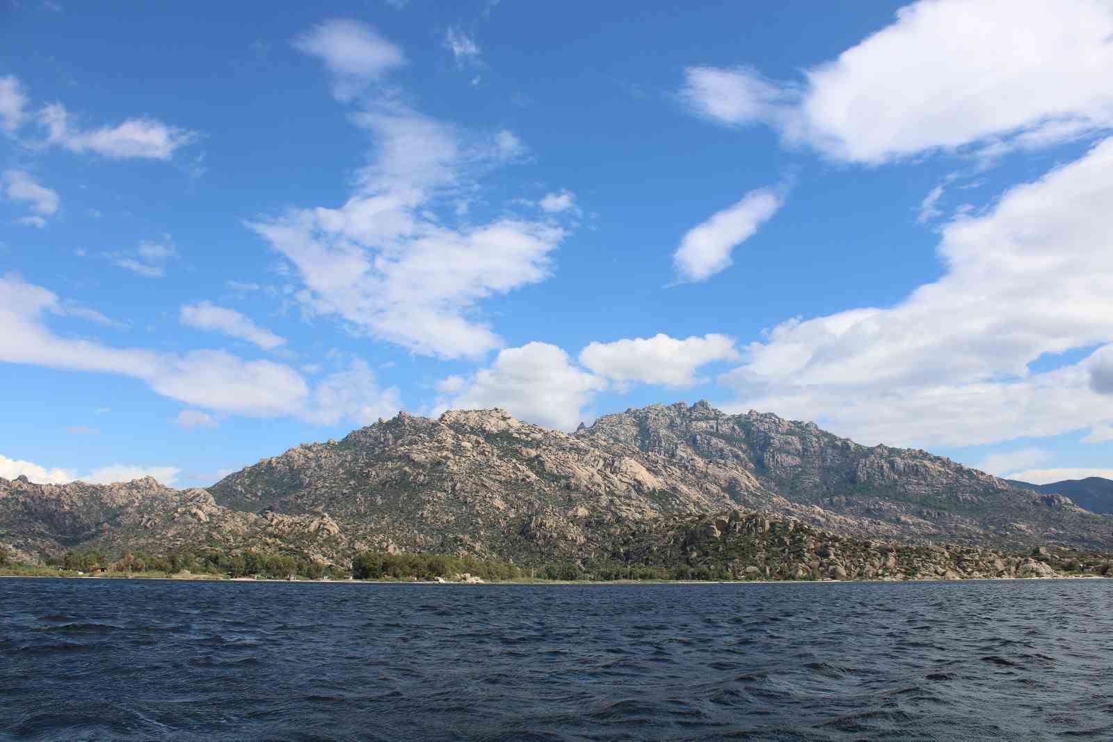 S&ouml;ke Kaymakamı Ak&ccedil;a, Ser&ccedil;in ve Bafa G&ouml;l&uuml; Tabiat Parkı&rsquo;nı gezdi
