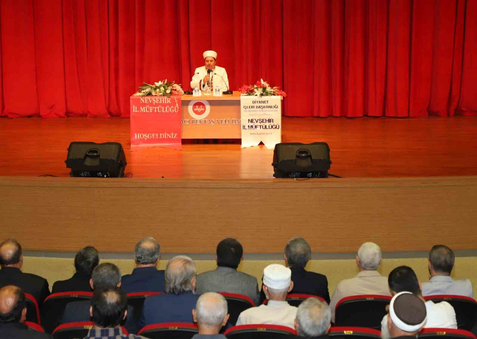 Diyanet İşleri Başkan Yardımcısı İşliyen NEVÜ’de konferans verdi