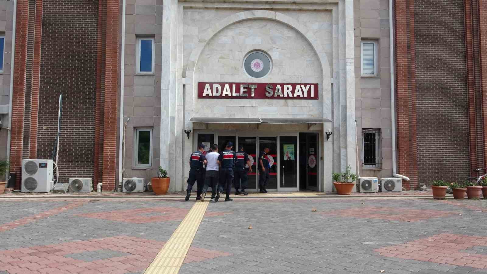 Isparta&rsquo;da 2 kişiyi kişi tabanca ve bı&ccedil;akla yaralayan şahıslar tutuklandı
