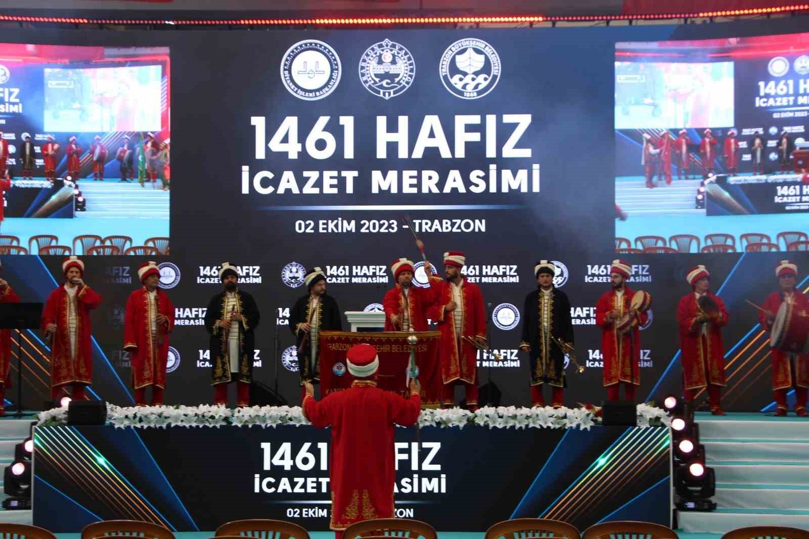 Diyanet İşleri Başkanı Erbaş, Trabzon’da ’Mevlid-i Nebi ve 1461 Hafız Toplu İcazet Merasimi’ne katıldı