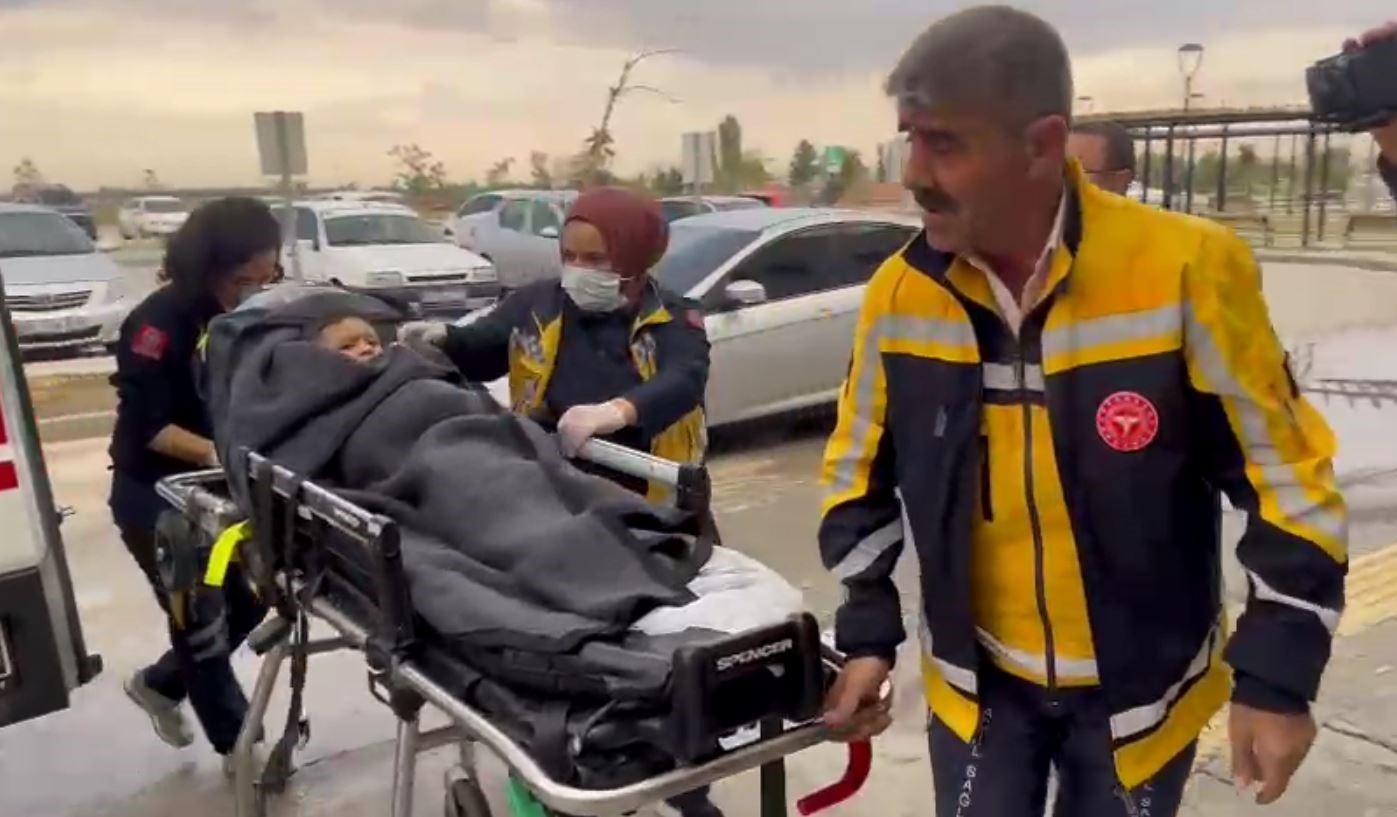 Aksaray&rsquo;da 4 &ccedil;ocuk tavana kadar sel suyuyla dolan odada kaldı
