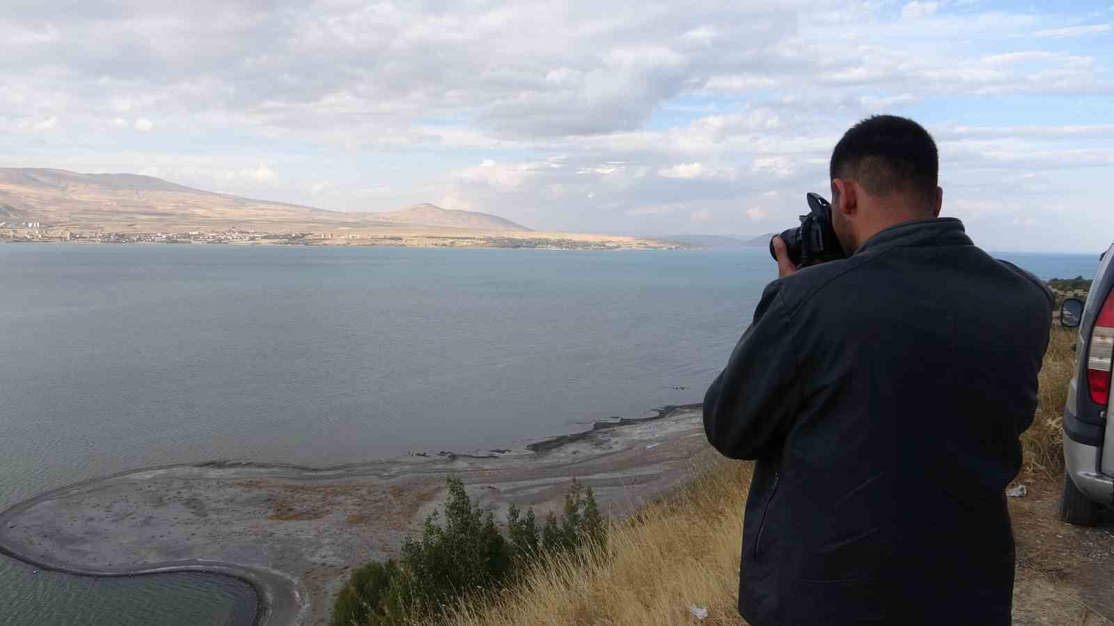 Van G&ouml;l&uuml;&rsquo;nde su kaybı devam ediyor
