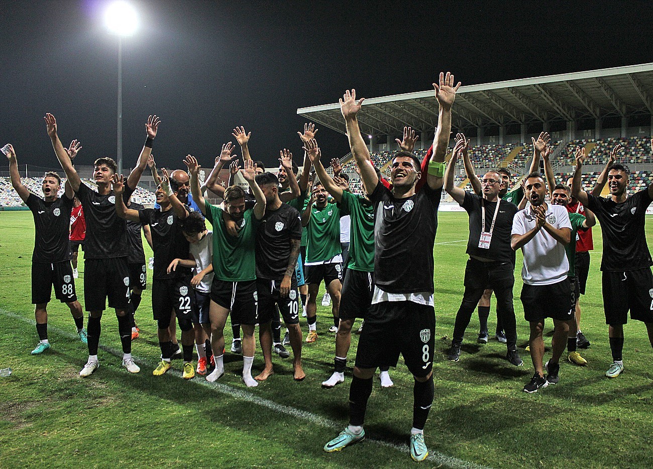Bornova 1877'den 4 maçta 13 gol