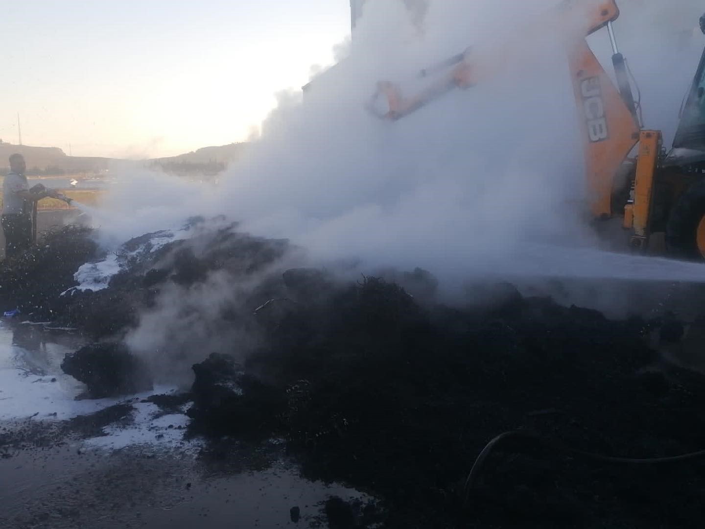 Antakya OSB&rsquo;de &ccedil;ıkan hurda metal yangını korkuttu
