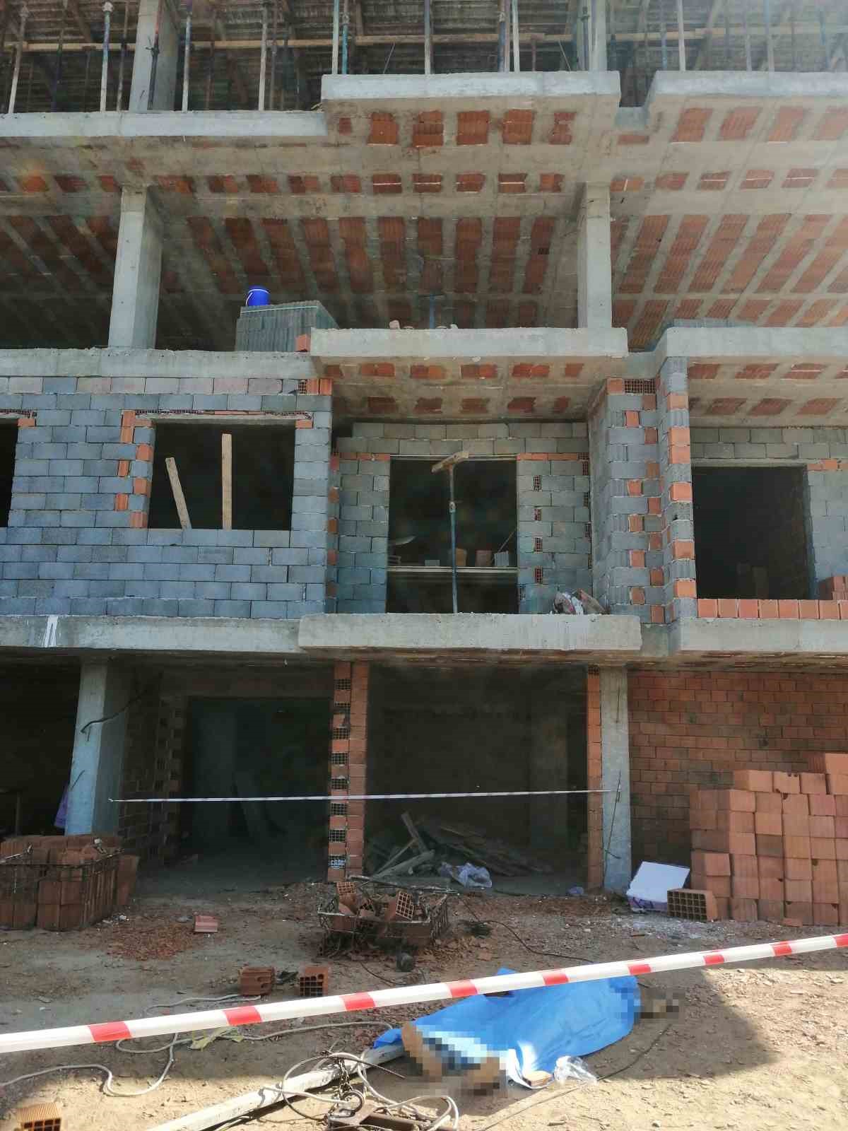Manisa&rsquo;da acı olay: İnşaattan d&uuml;şen iş&ccedil;i hayatını kaybetti
