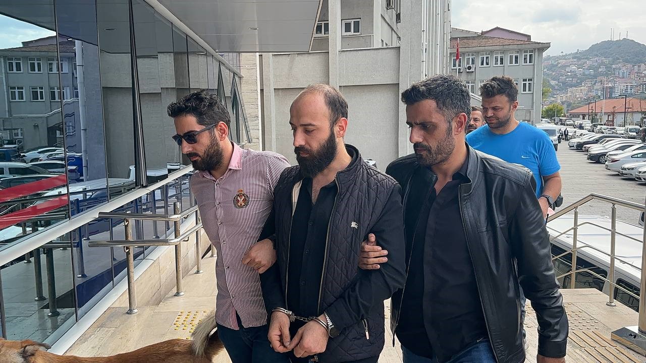 Tartıştığı adamı ayağından vuran zanlı tutuklandı

