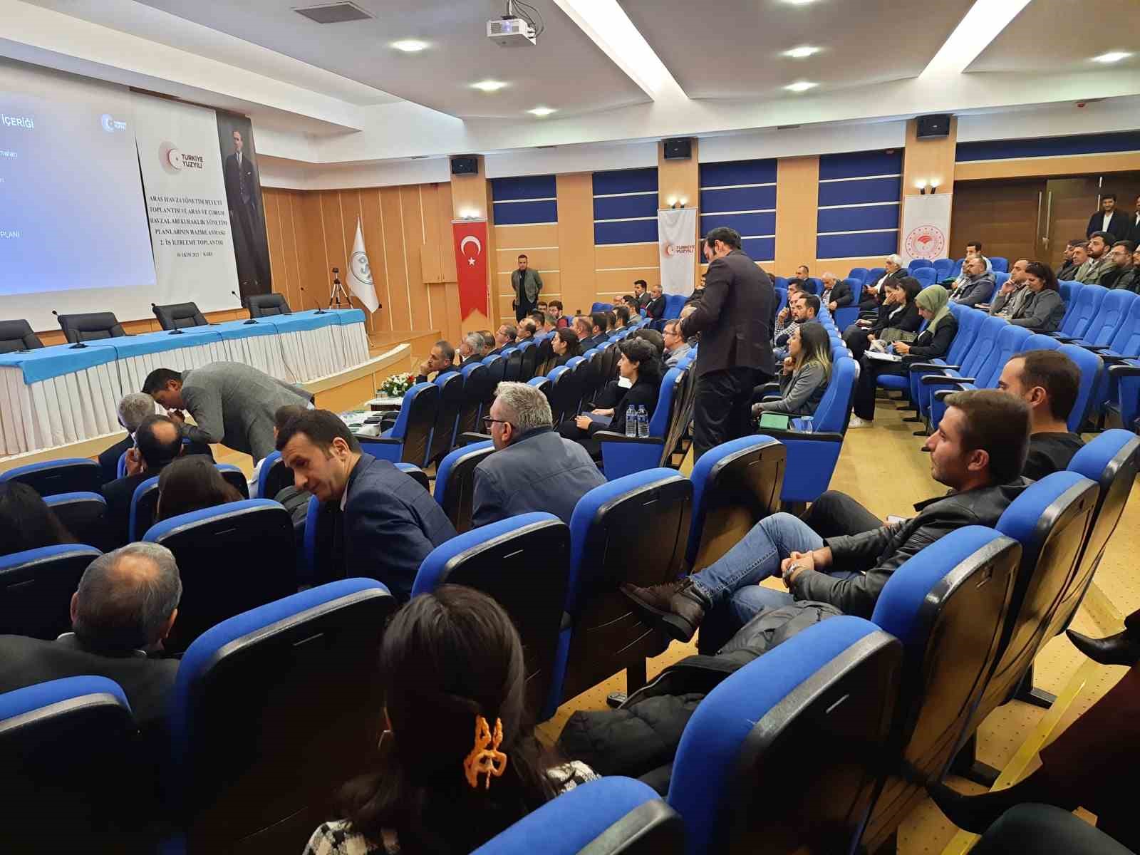 Kars’ta Aras ve Çoruh Havzaları Kuraklık Yönetim Planı masaya yatırıldı