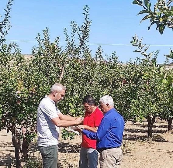 Tatvanlı &ccedil;ift&ccedil;ilere &ldquo;Feromon Tuzağı&rdquo; desteği
