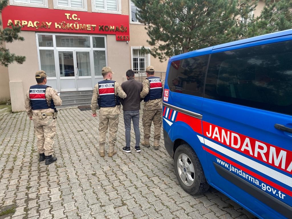 Kars’ta JASAT hayvan hırsızlarına göz açtırmıyor