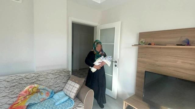 13 g&uuml;nl&uuml;k bebeğini zehirlediği iddia edilen babaya 20 yıla kadar hapis talebi
