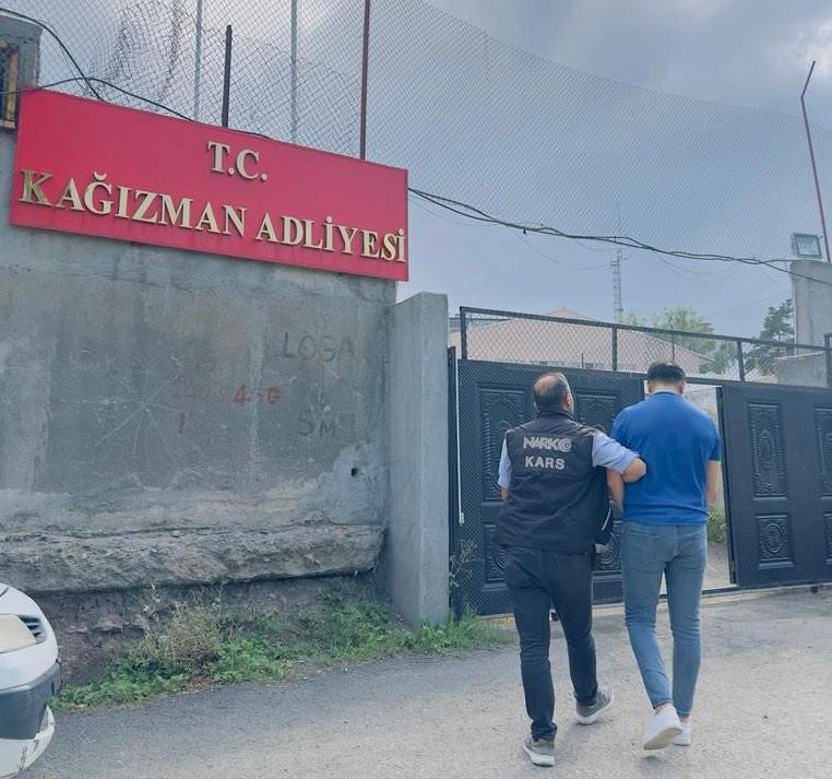 Kars&rsquo;ta uyuşturucu ele ge&ccedil;irildi
