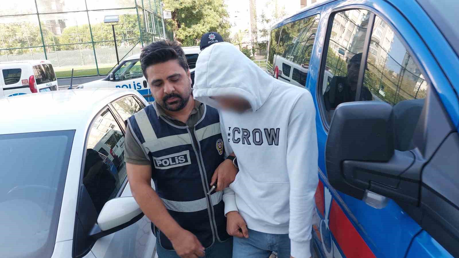 Keserle yaralamaya ev hapsi