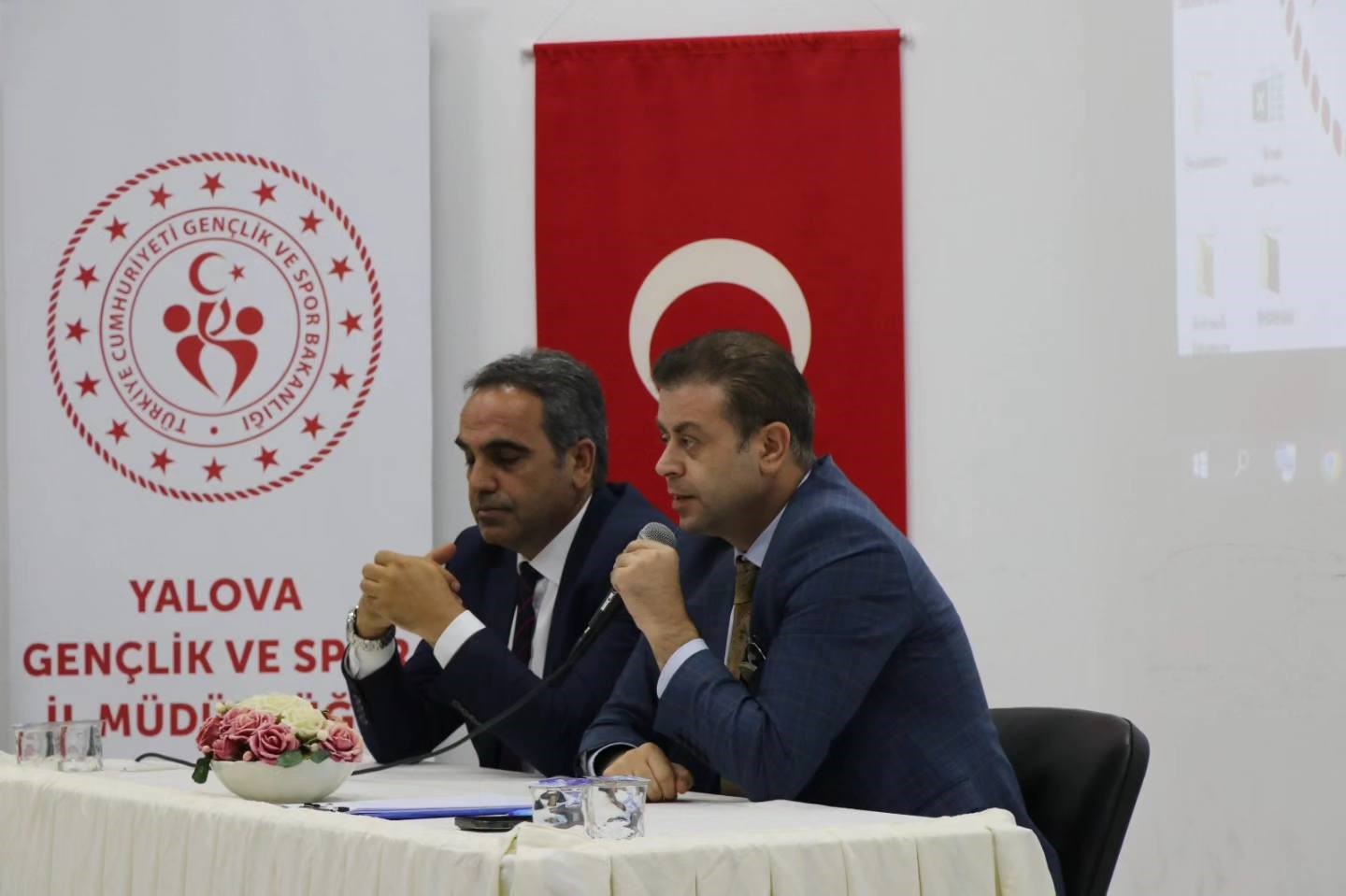 Yalova’da okul sporları değerlendirme ve planlama toplantısı yapıldı