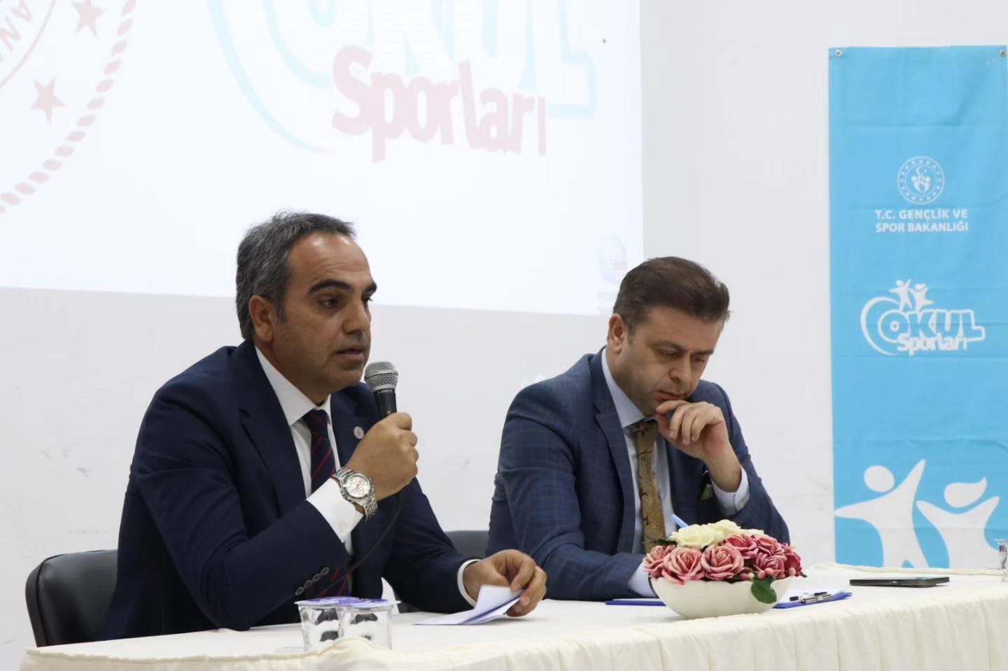 Yalova’da okul sporları değerlendirme ve planlama toplantısı yapıldı