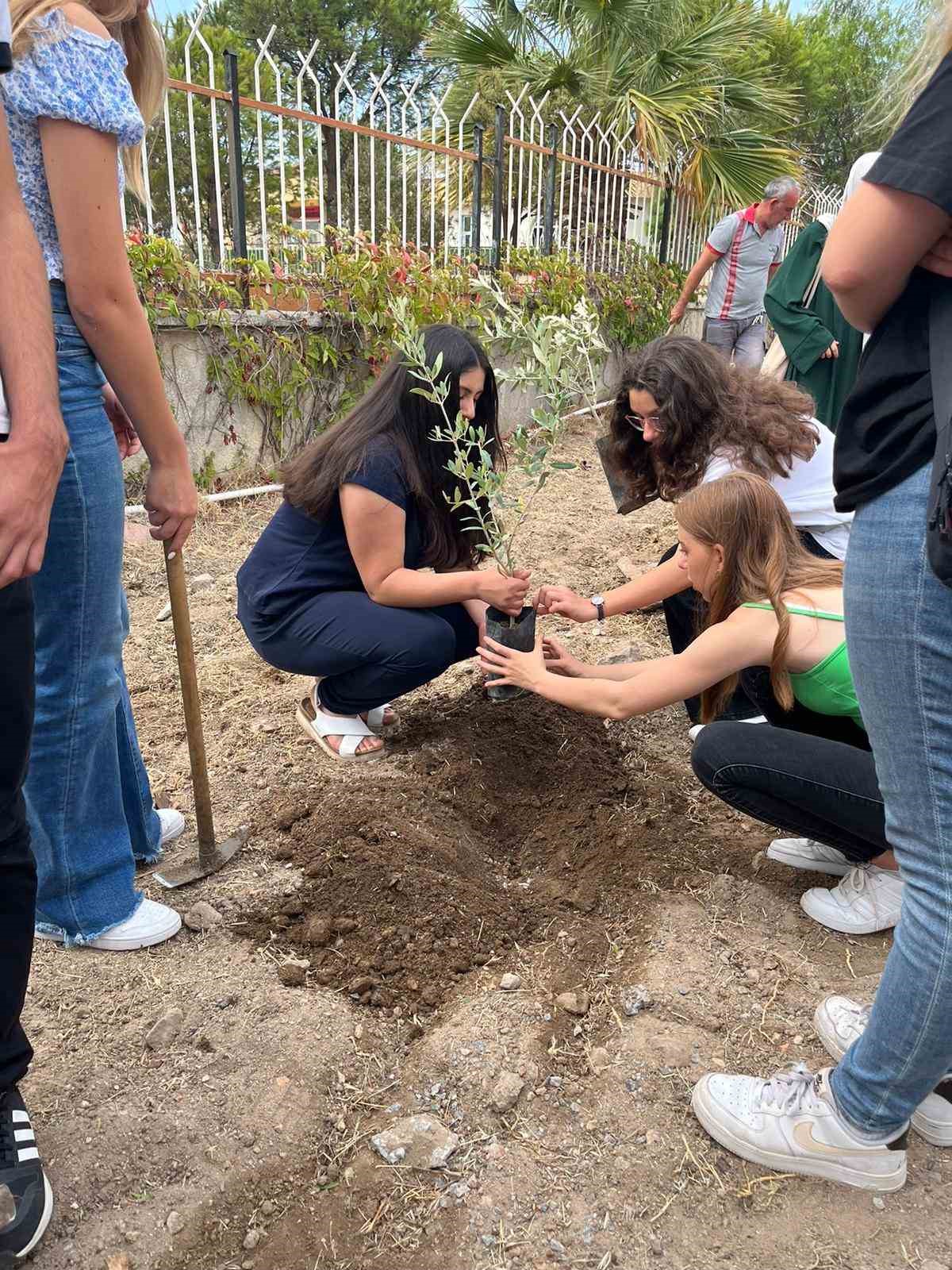 Ayvalık’ta AYAL Almanyalı öğrencileri ağırladı