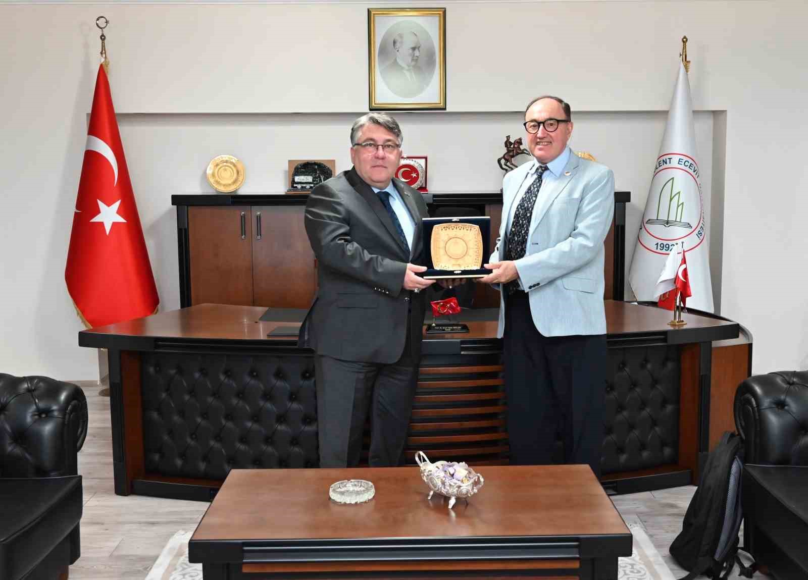 Prof. Dr. Couto Barone’den Rektör Özölçer’e ziyaret
