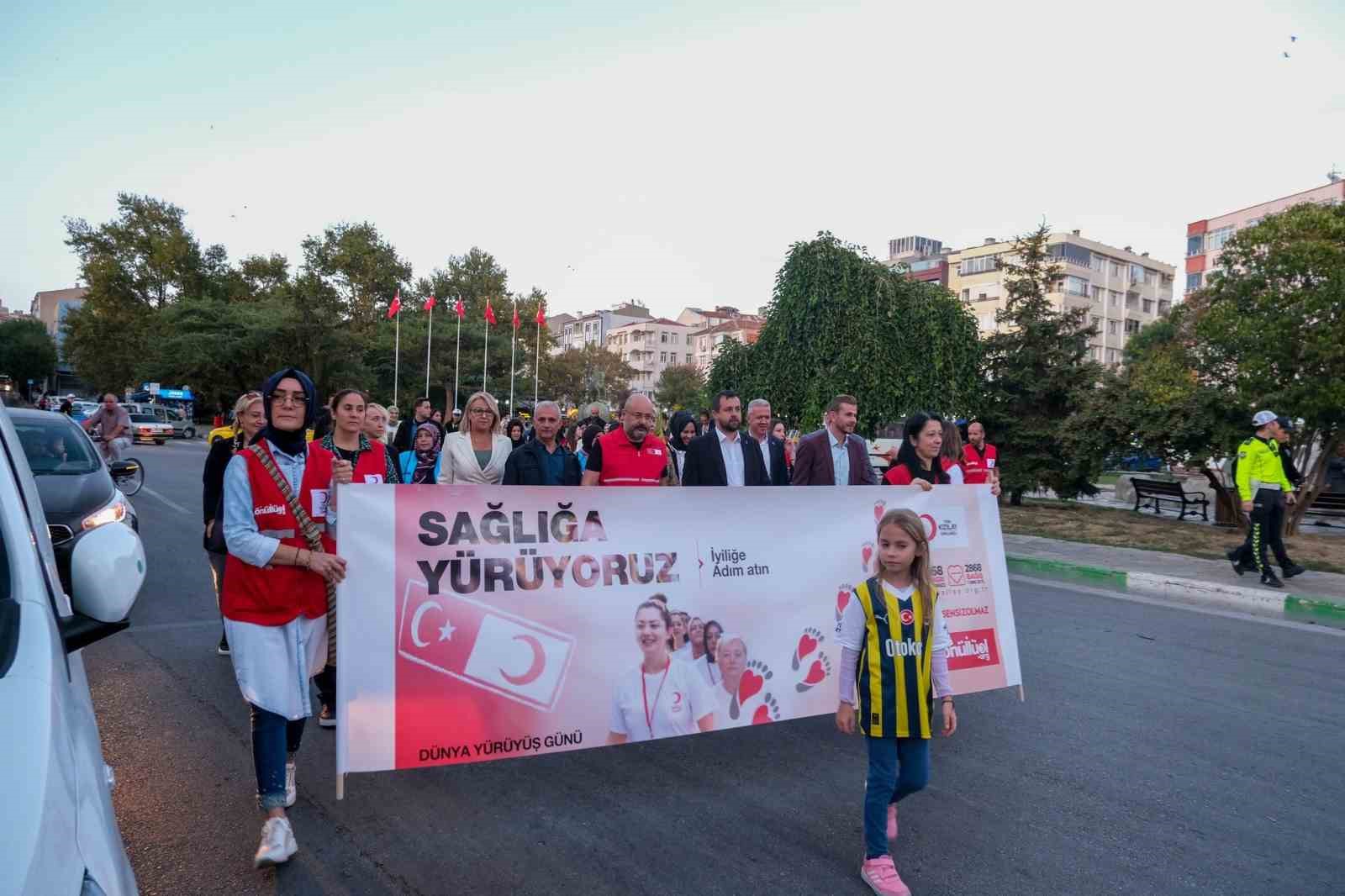 Sağlık i&ccedil;in y&uuml;r&uuml;d&uuml;ler
