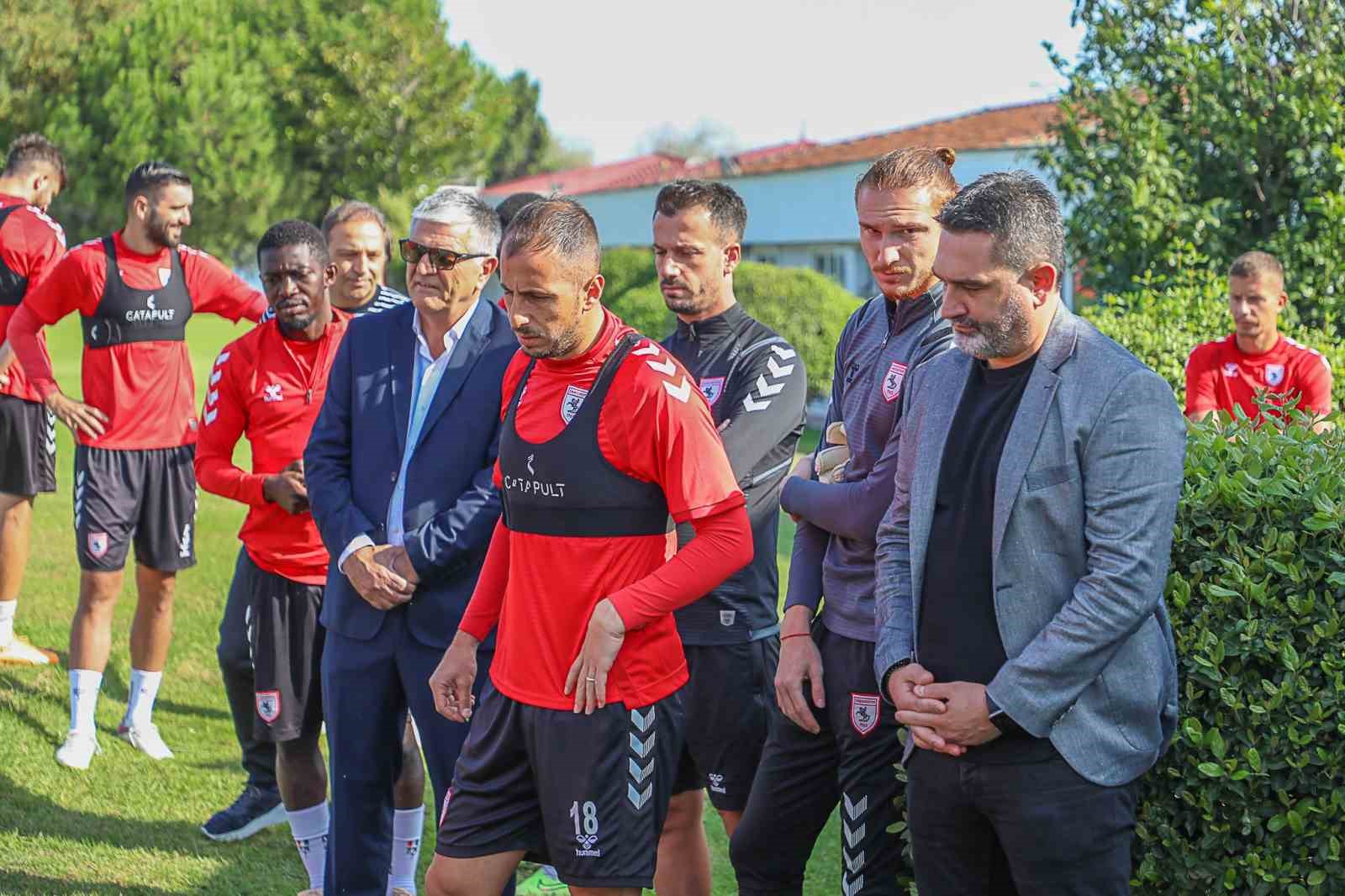 Son sırada bulunan Samsunspor, Rizespor maçı öncesi kurban kesti