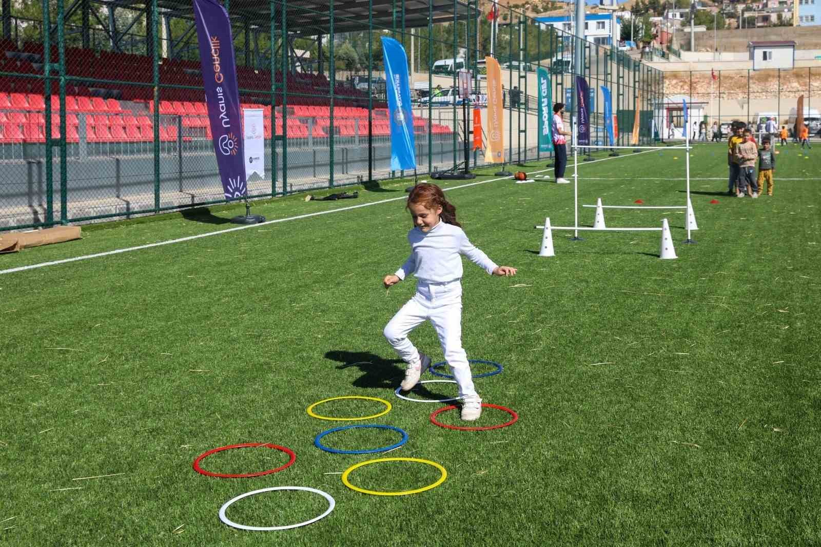 Diyarbakır&rsquo;da "Mahallemde Şenlik Var" etkinliği d&uuml;zenlendi
