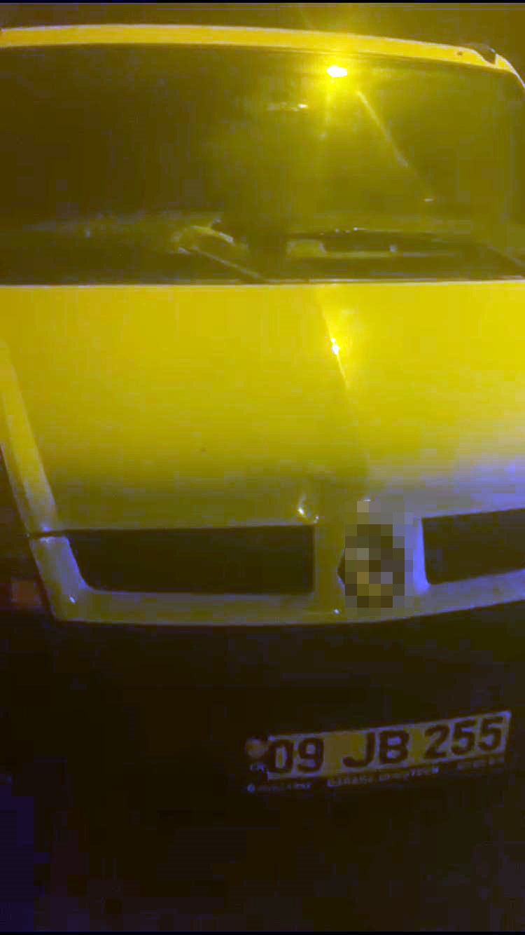 Ezine&rsquo;de 38 ka&ccedil;ak g&ouml;&ccedil;men yakalandı
