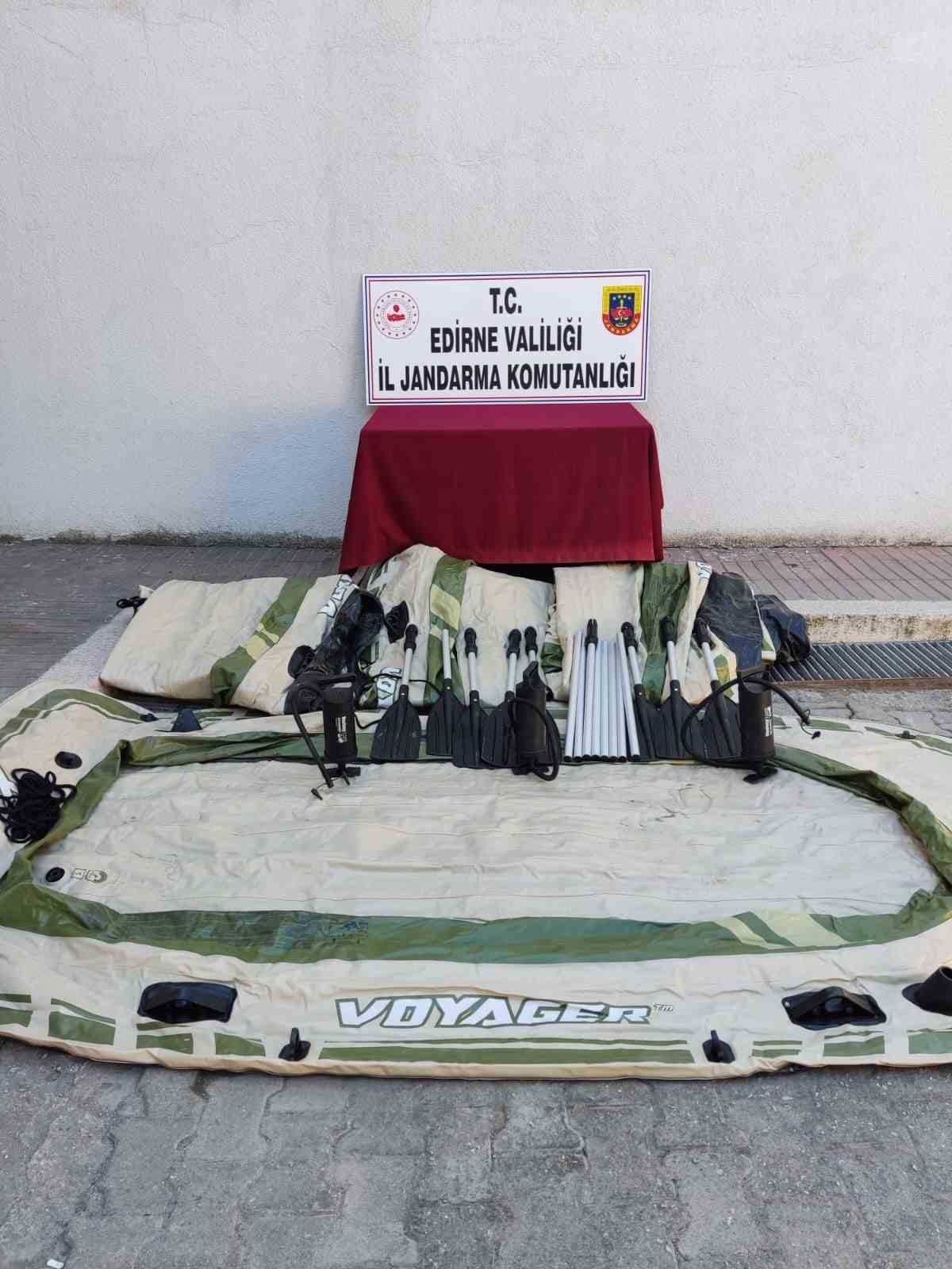 Edirne&rsquo;de 27 FET&Ouml; ş&uuml;phelisi botla Yunanistan&rsquo;a ka&ccedil;arken yakalandı
