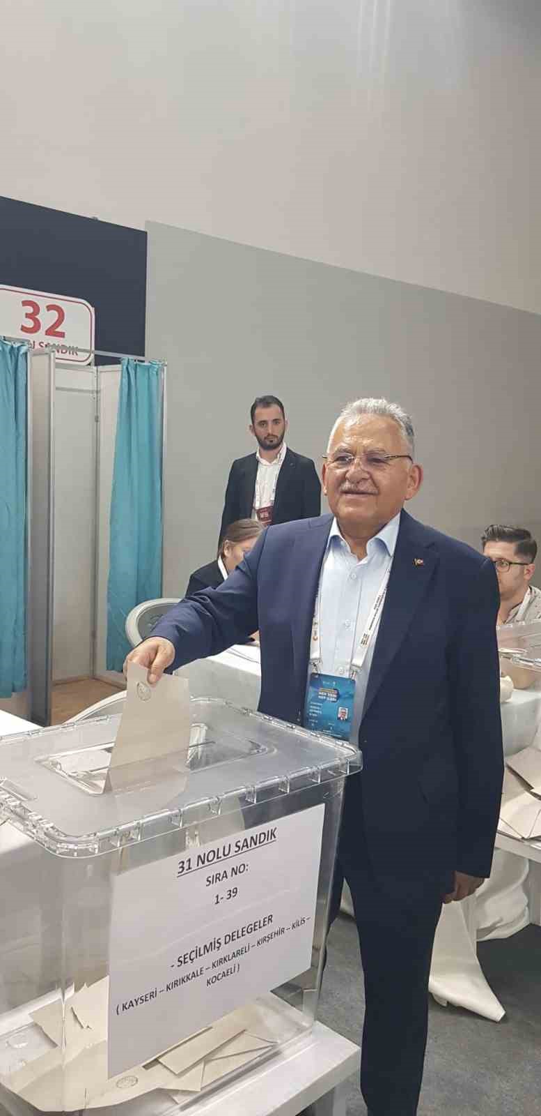 Başkan Büyükkılıç, AK Parti Büyük Kongresi’ne Katıldı