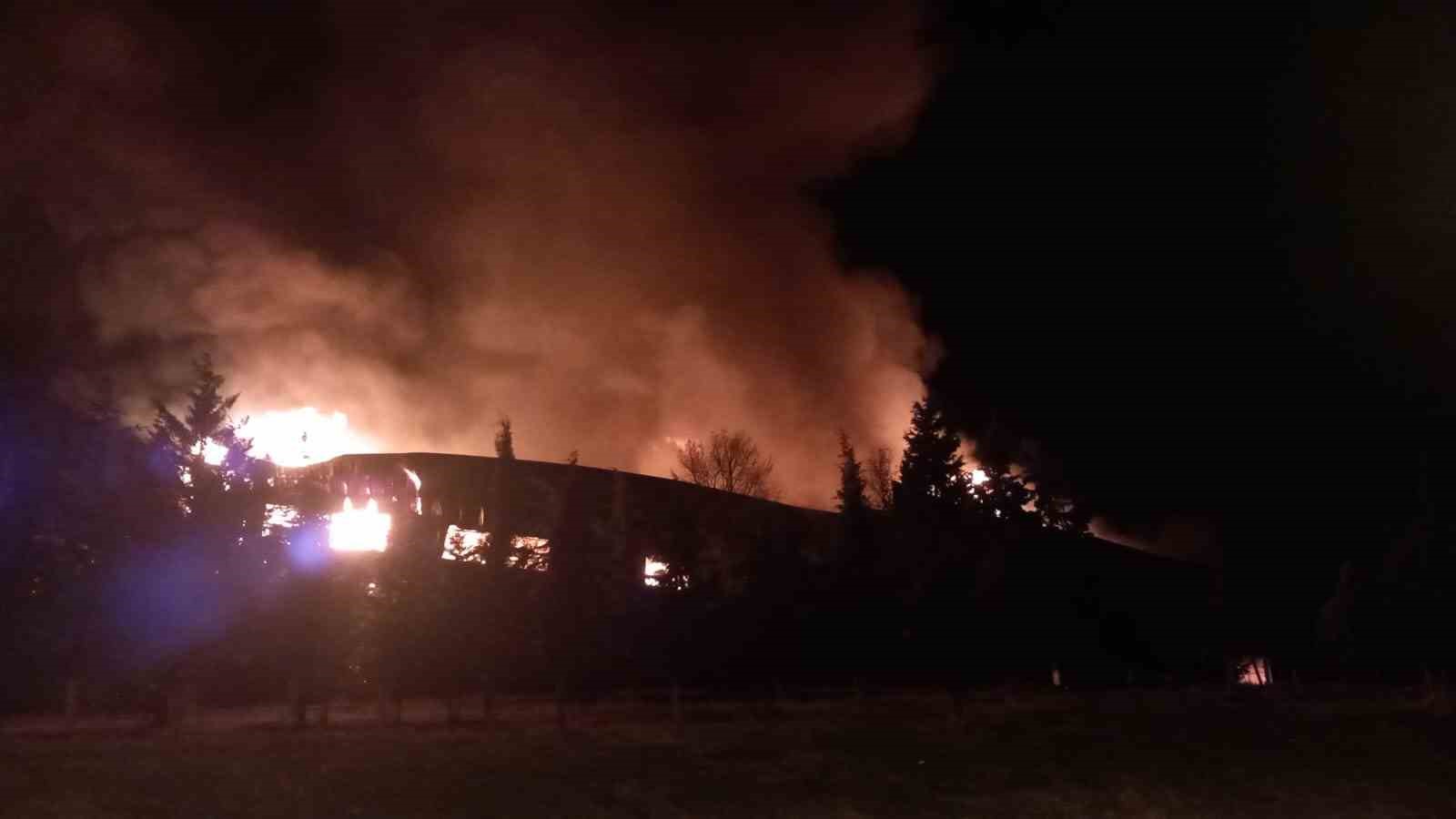Kırklareli&rsquo;nde fabrika yangını

