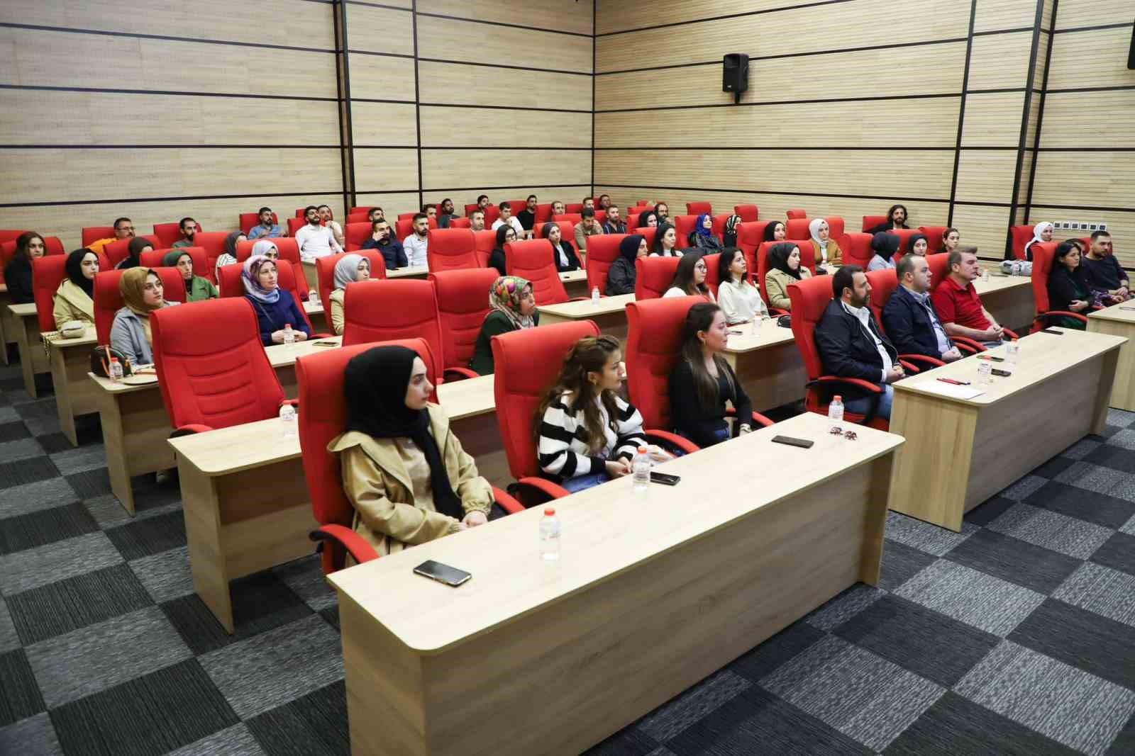 BİNTSO&rsquo;ya siber g&uuml;venlik ve g&uuml;venli internet eğitimi verildi
