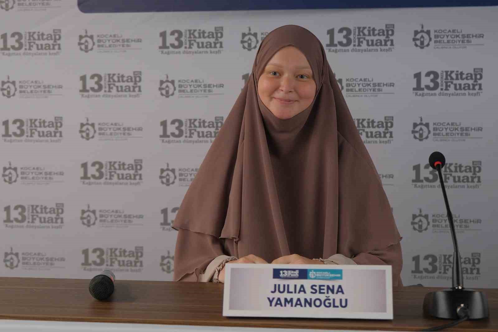 Polonyalı Julia: "Araştırdıkça İslam’a aşık oldum"