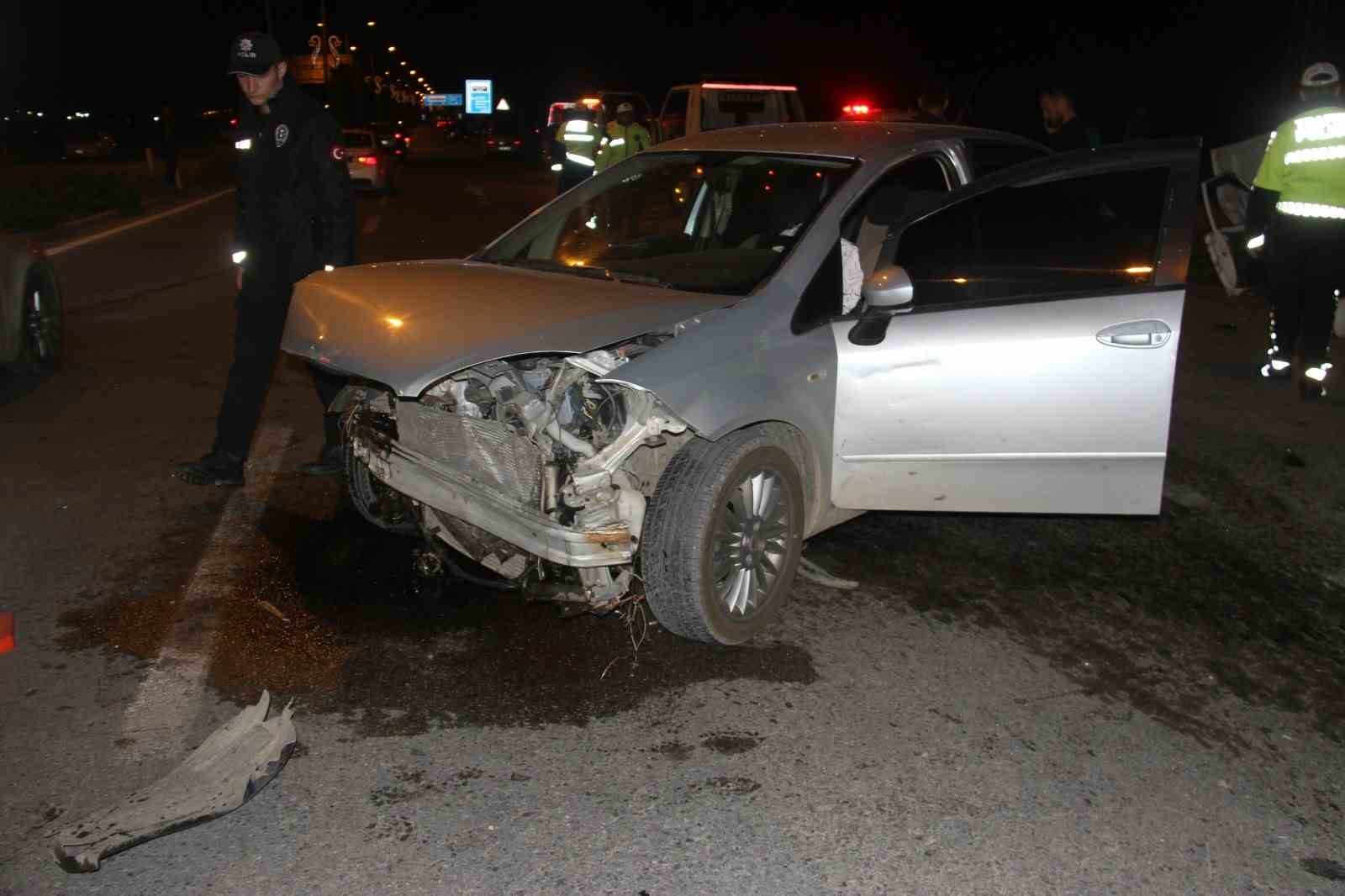 Konya’da iki otomobil çarpıştı: 8 yaralı