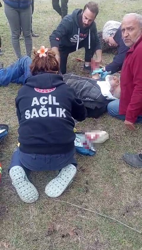 Yaşlı adam tarlada ayının saldırısına uğradı
