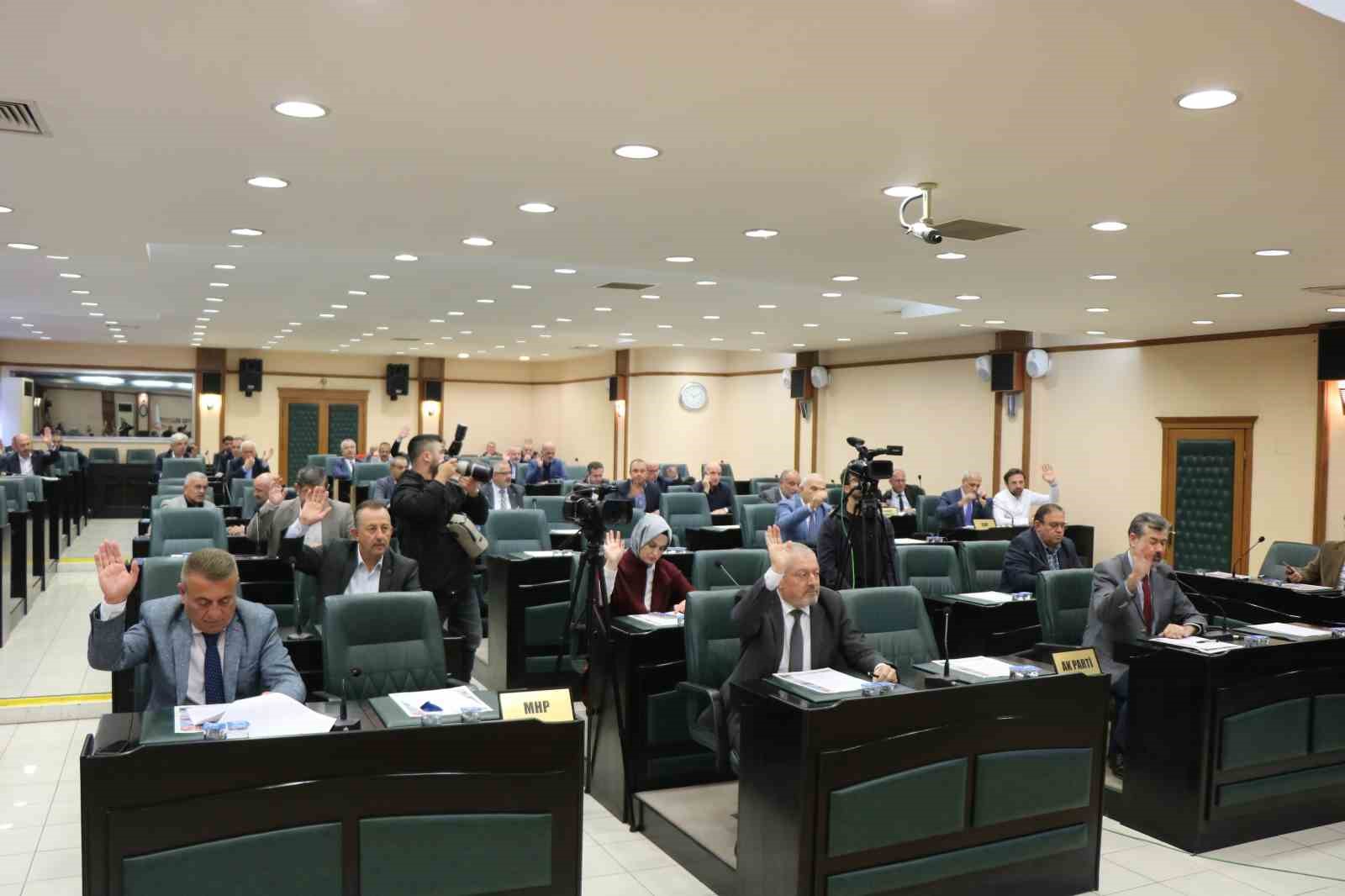 Samsun meclisi 45 maddeyi komisyona havale etti: 600 milyon TL kredi talebi