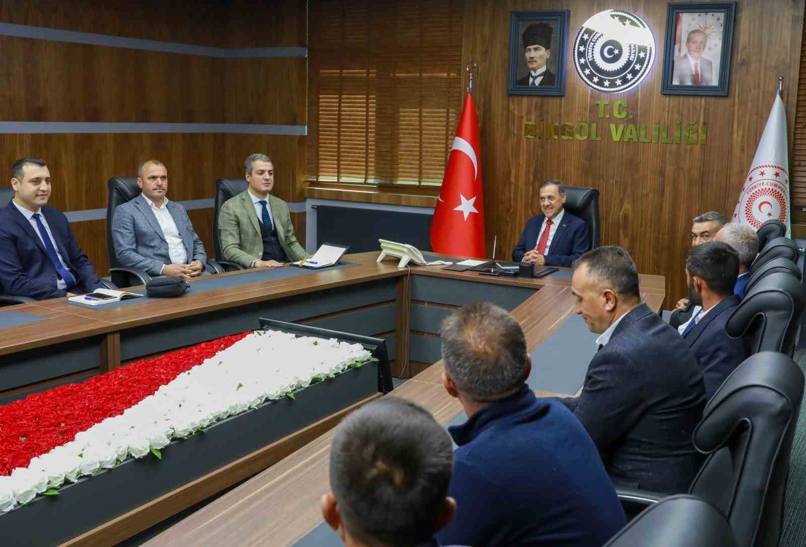 Bing&ouml;l Valisi Usta, &ldquo;Kurumlarımızın imkanlarını tam kapasite kullanarak sorunların &uuml;zerine gideceğiz&rdquo;
