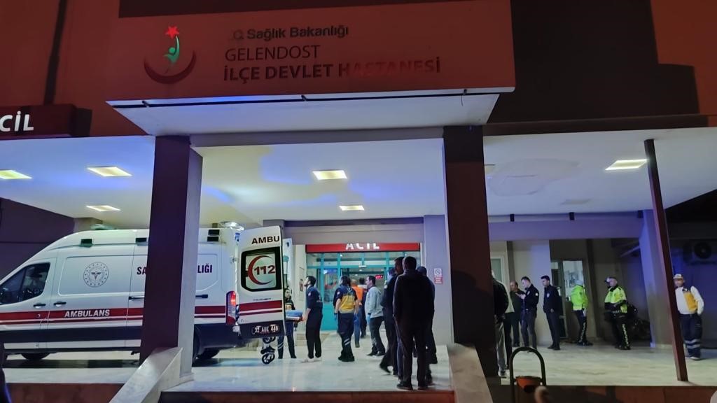 Isparta’da da tarım işçileri arasında çıkan kavgada silahlar patladı: 2’si ağır 5 yaralı