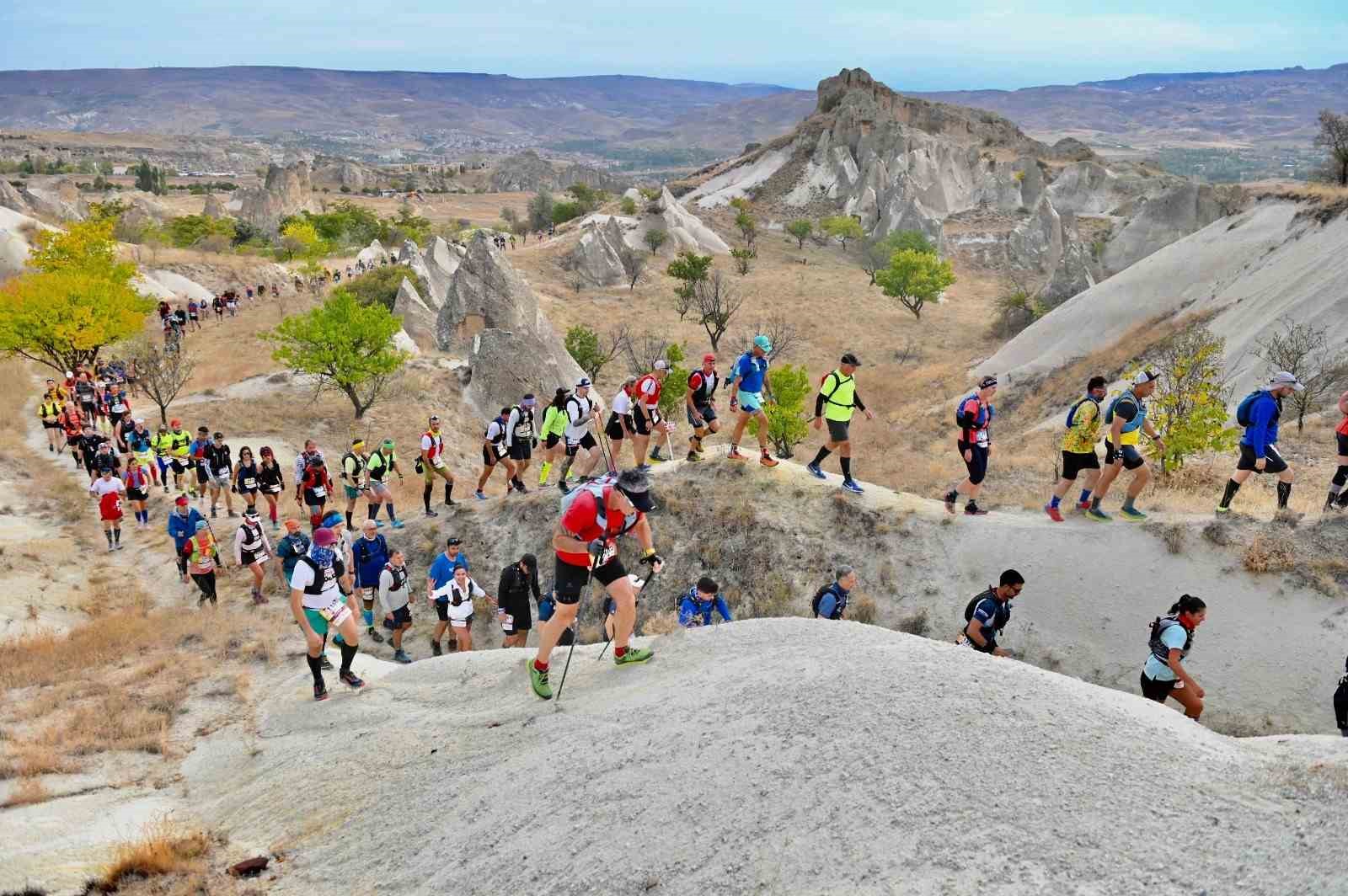 Cappadocia Ultra Trail dünyasının en iddialı isimleri Kapadokya’da koşacak