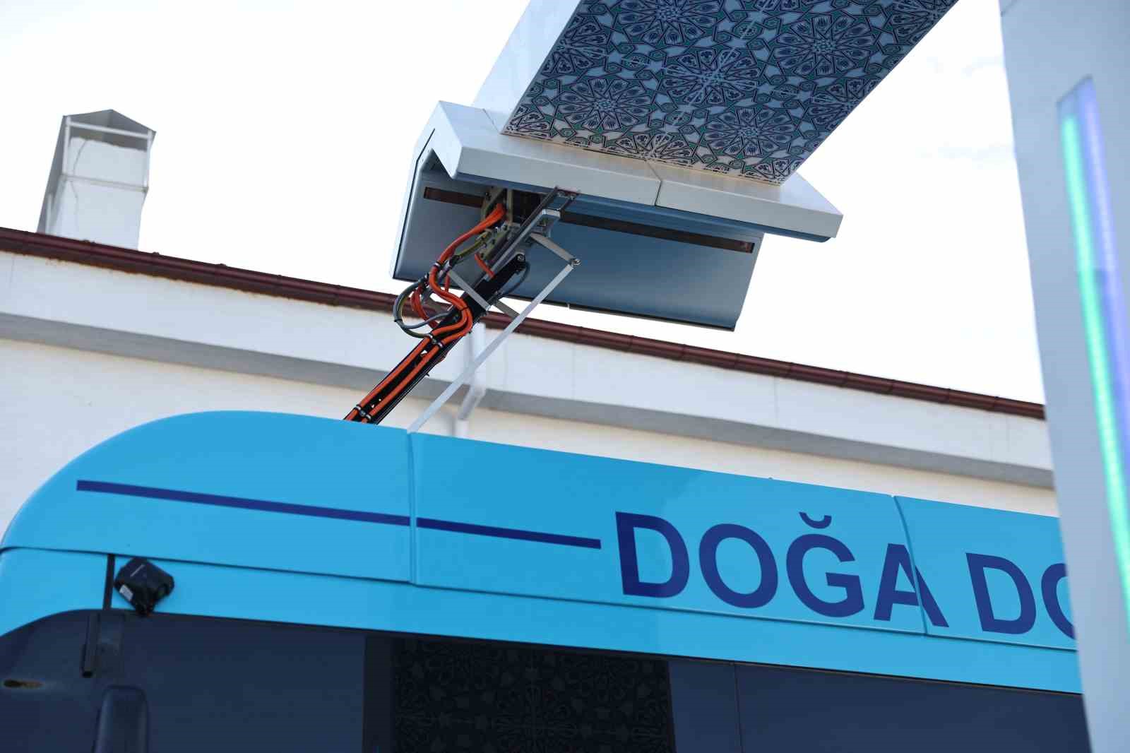 K&uuml;tahya&rsquo;nın yeni elektrikli otob&uuml;sleri 12 dakikada şarj olacak
