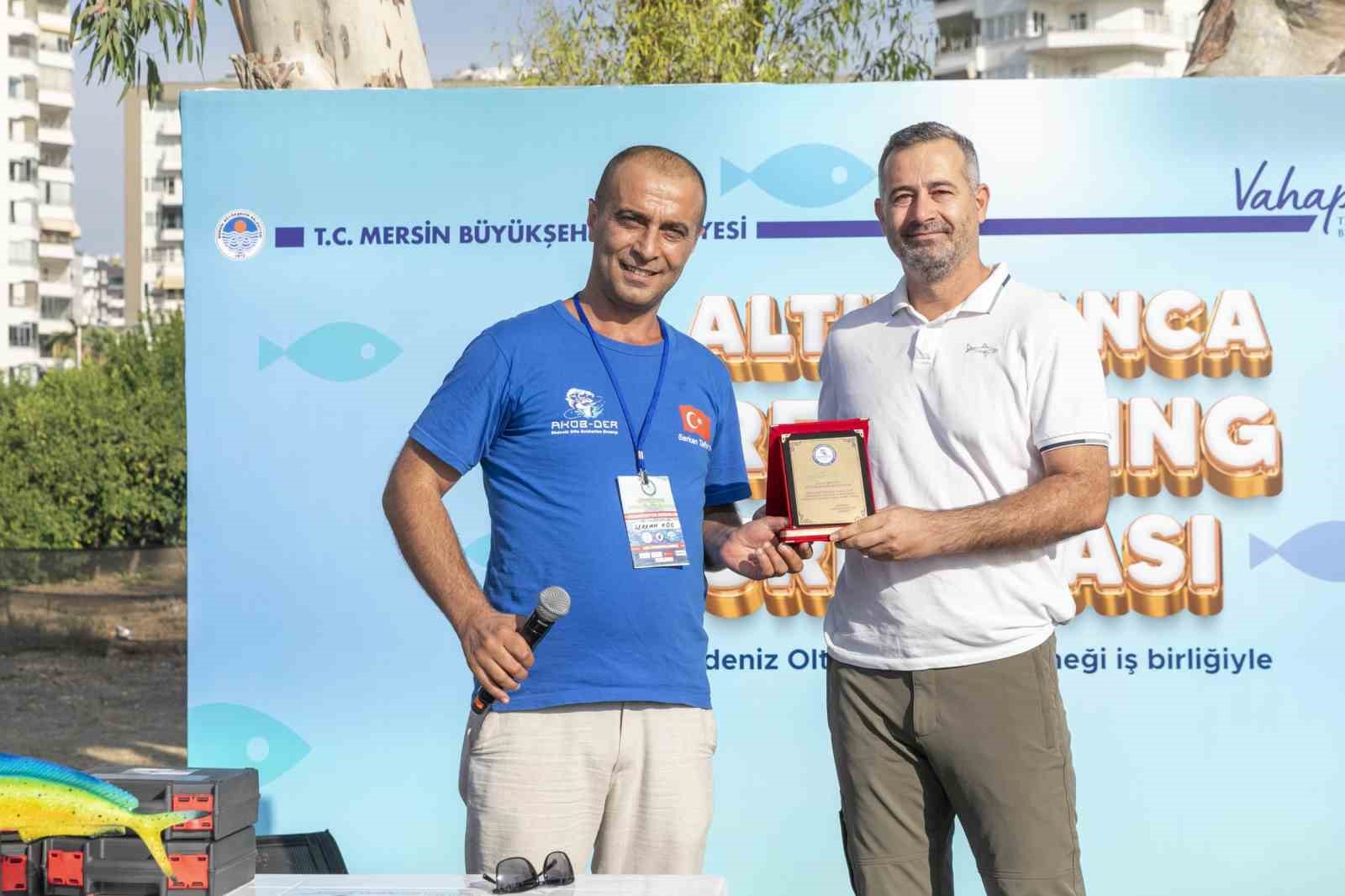 6. Altın Kanca Surfcasting Turnuvası tamamlandı