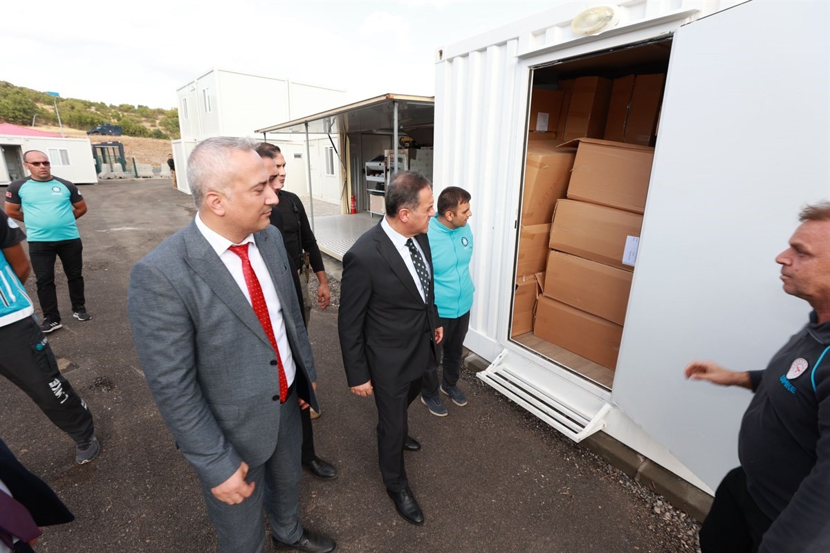 Bing&ouml;l Valisi Usta: &rsquo;&rsquo;2024 yılı i&ccedil;inde ambulans helikopterlerden birini Bing&ouml;l&rsquo;e kazandırmayı hedefliyoruz&rdquo;
