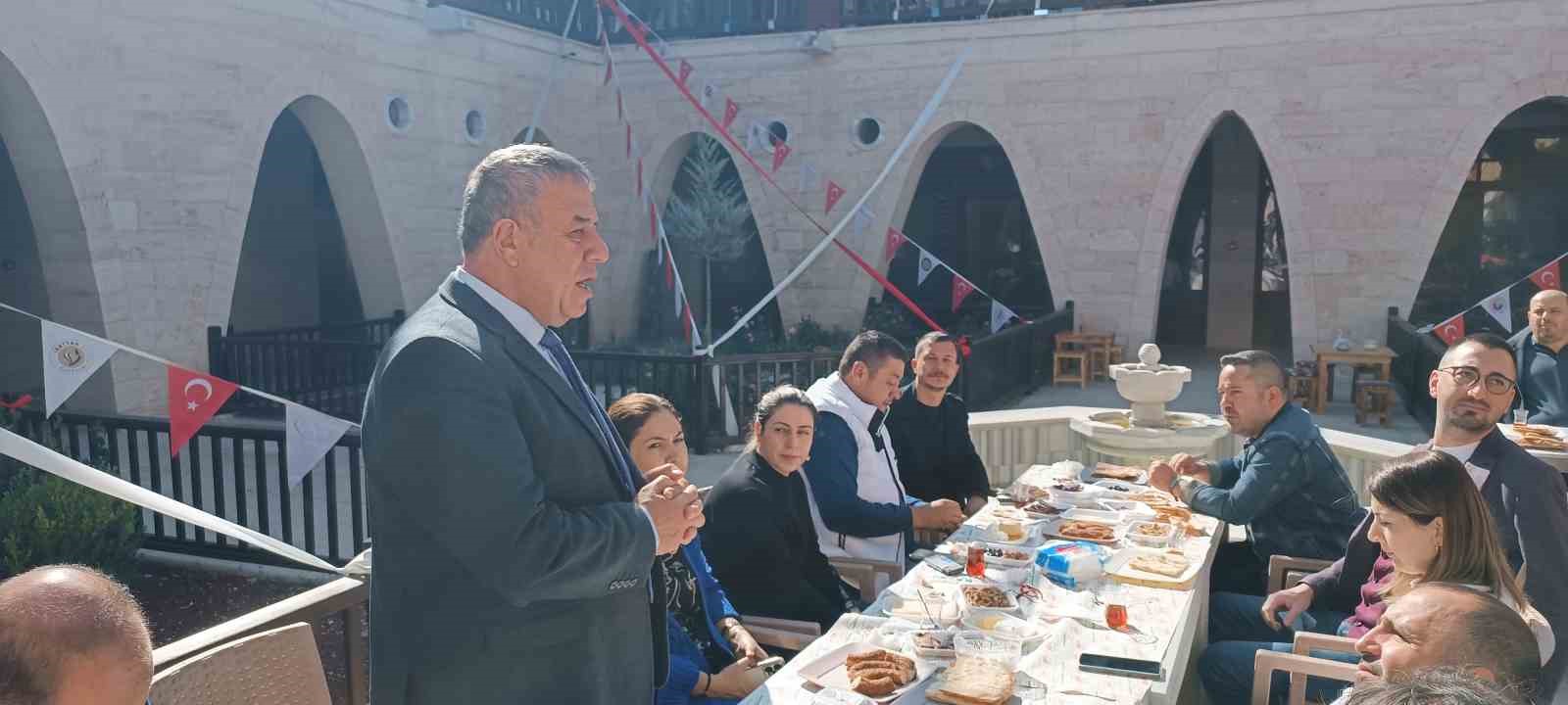 ESOB Başkanı Öztürk: "Ahi Evran Külliyesi ve Zanaatkarlar Çarşısı kutlamaların merkezi oldu"