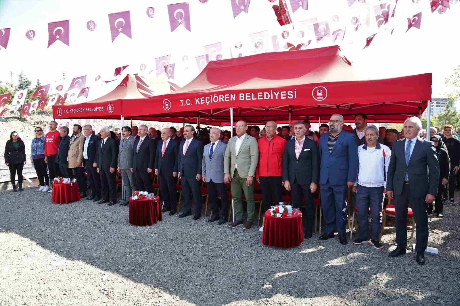 Ke&ccedil;i&ouml;ren&rsquo;de Lavanta Bah&ccedil;esi Kapalı Spor Salonu&rsquo;nun temeli atıldı
