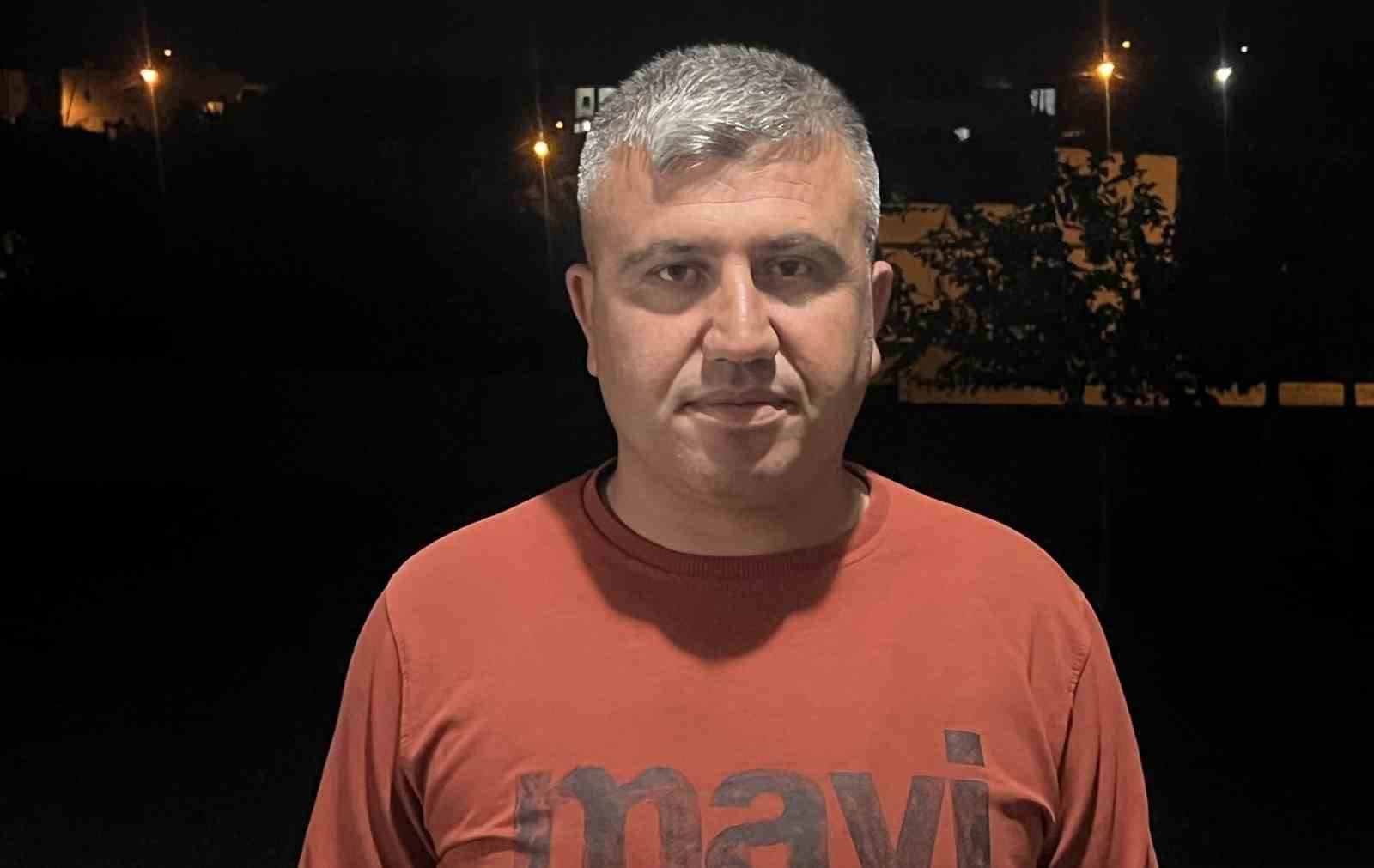 Direkte mahsur kalan kedi kurtarıldı
