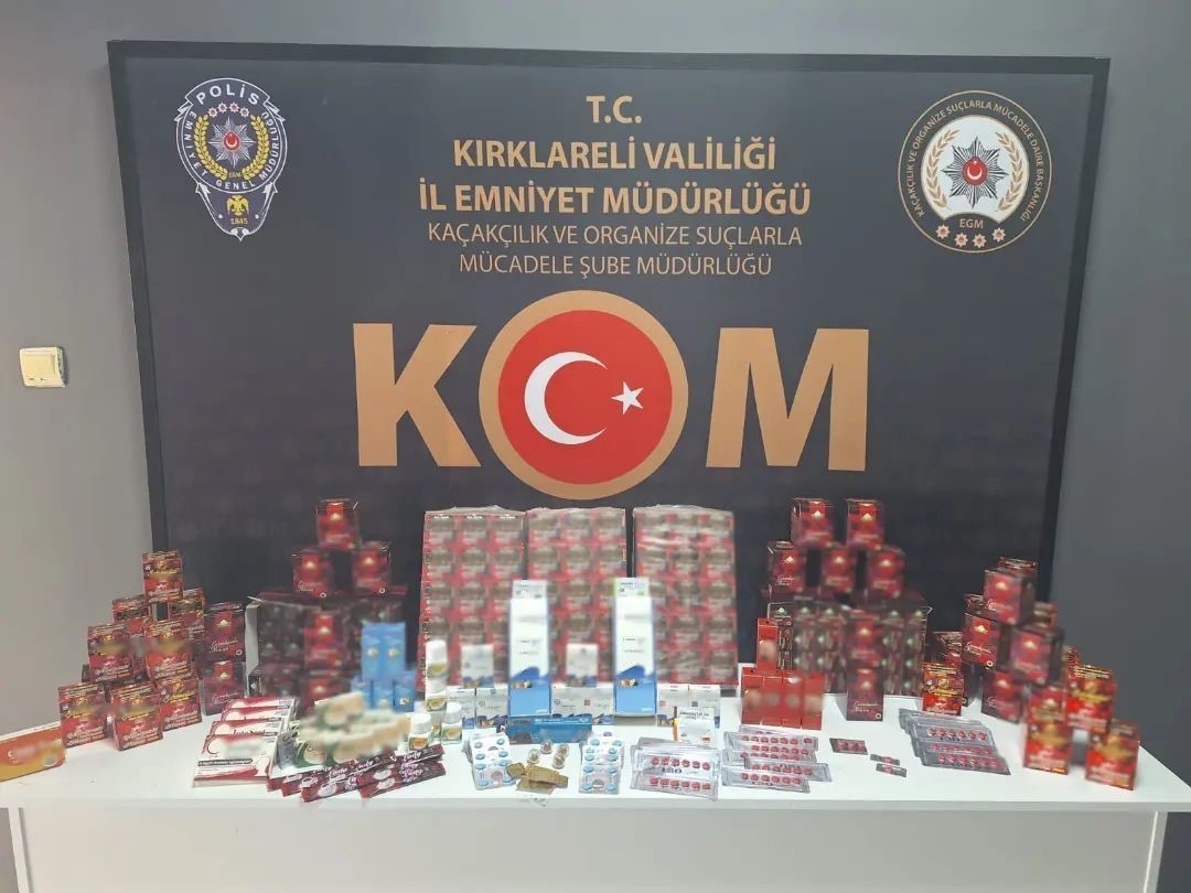 Kırklareli&rsquo;nde ka&ccedil;ak&ccedil;ılık operasyonu: 11 g&ouml;zaltı
