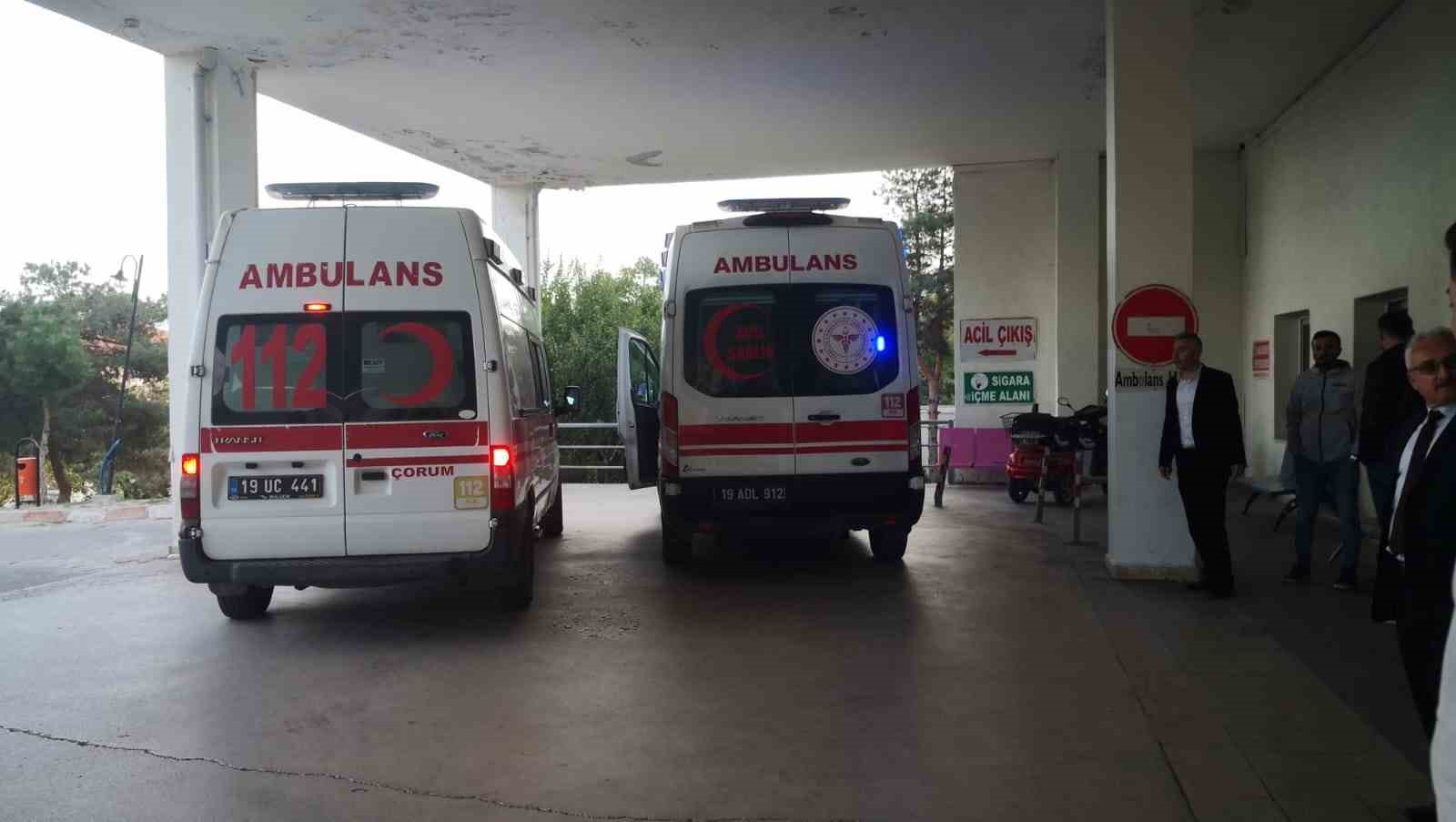 Çorum'da öğrenci servisi kaza yaptı