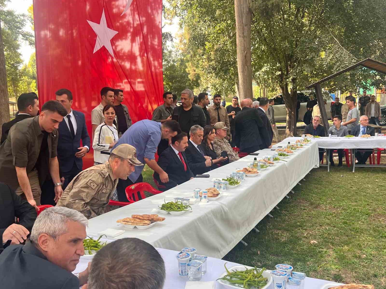 Mardin’de 4 yıl önce teröristlerin katlettiği 12 kişi anıldı