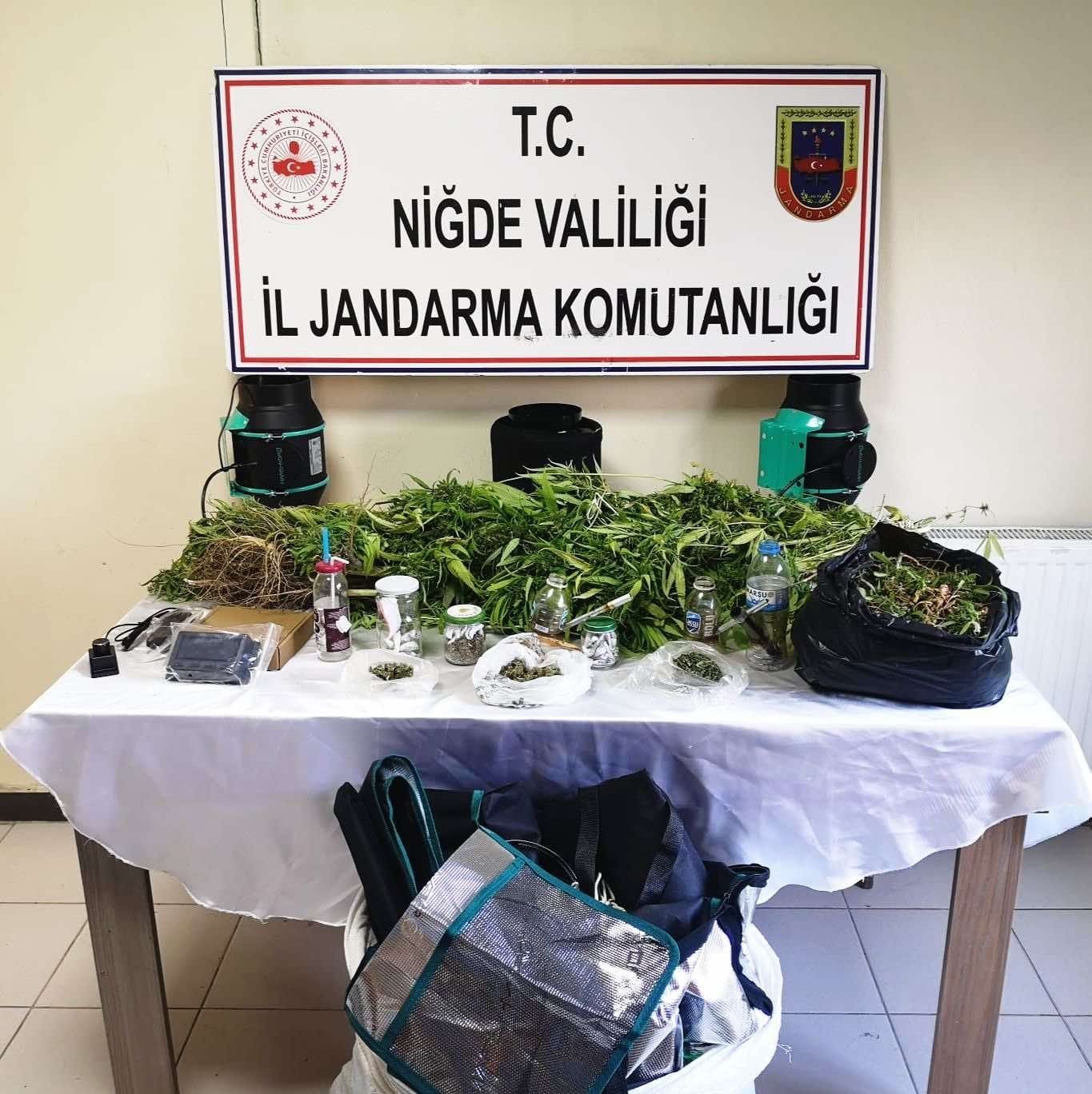 Niğde’de jandarmadan uyuşturucu operasyonu: 1 gözaltı