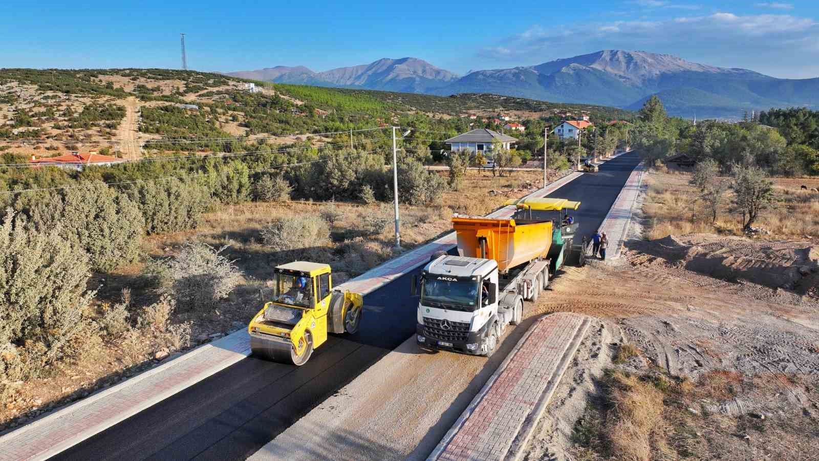 Tavas-&Ccedil;ağırgan&rsquo;ın modern altyapısı yenilenen &uuml;styapı ile ta&ccedil;landı
