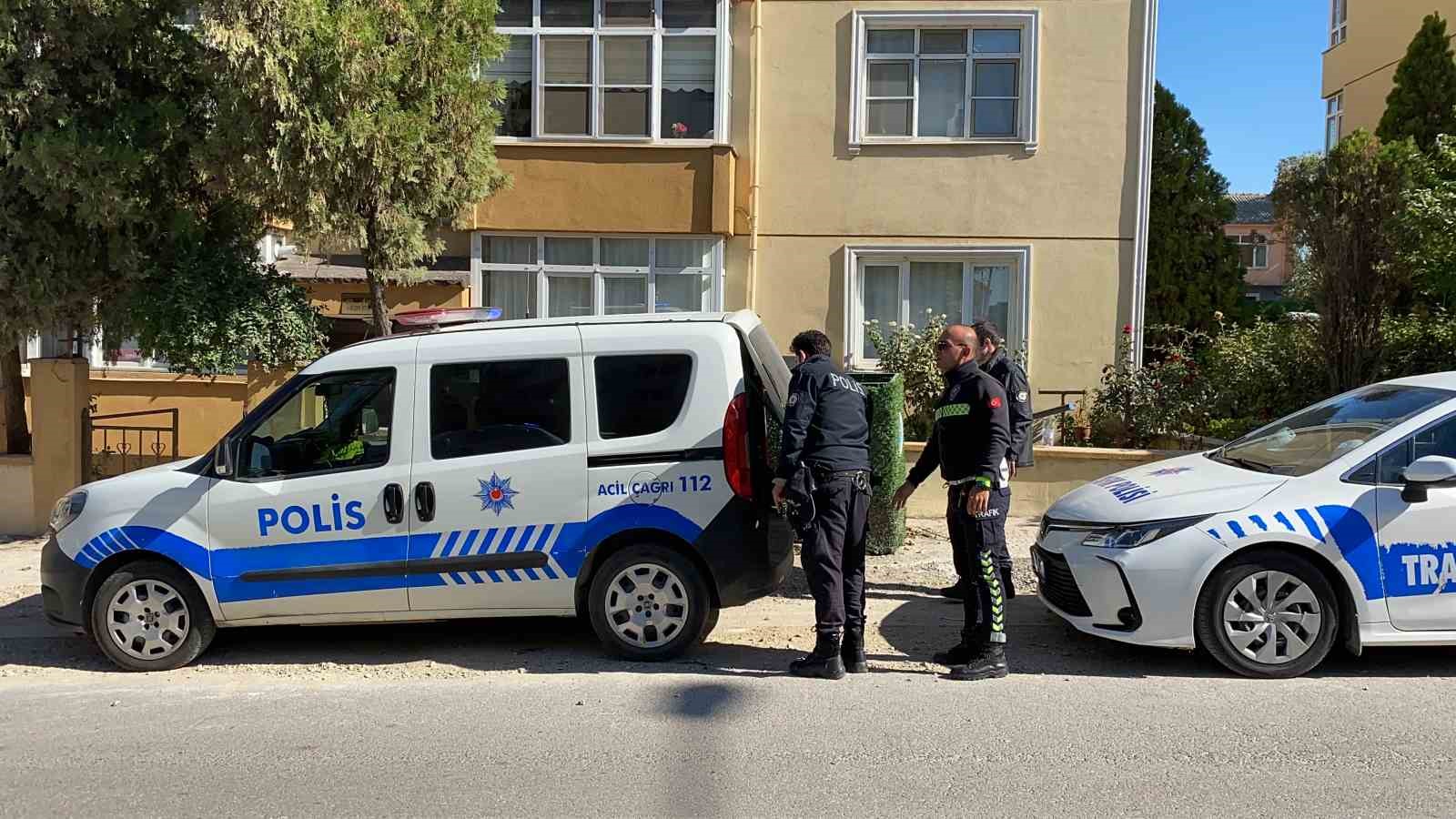 Edirne’de intihar girişimini polis ve itfaiyeciler engelledi