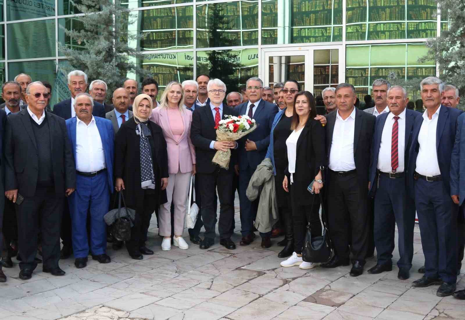 Muhtarlara ‘Pozitif Yaşam Becerileri Semineri’ verildi