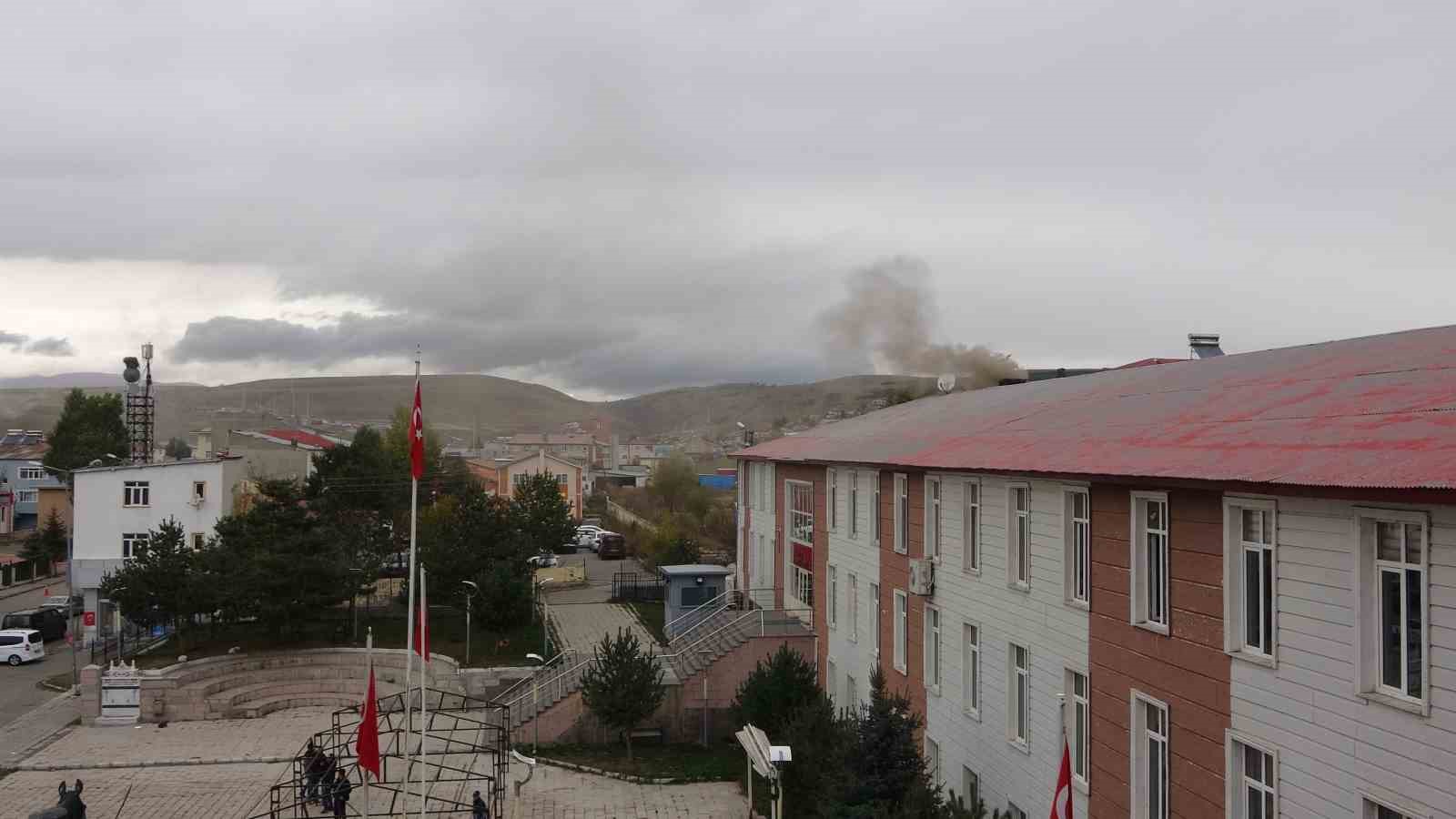 İl&ccedil;e halkı doğalgaza kavuşmak istiyor
